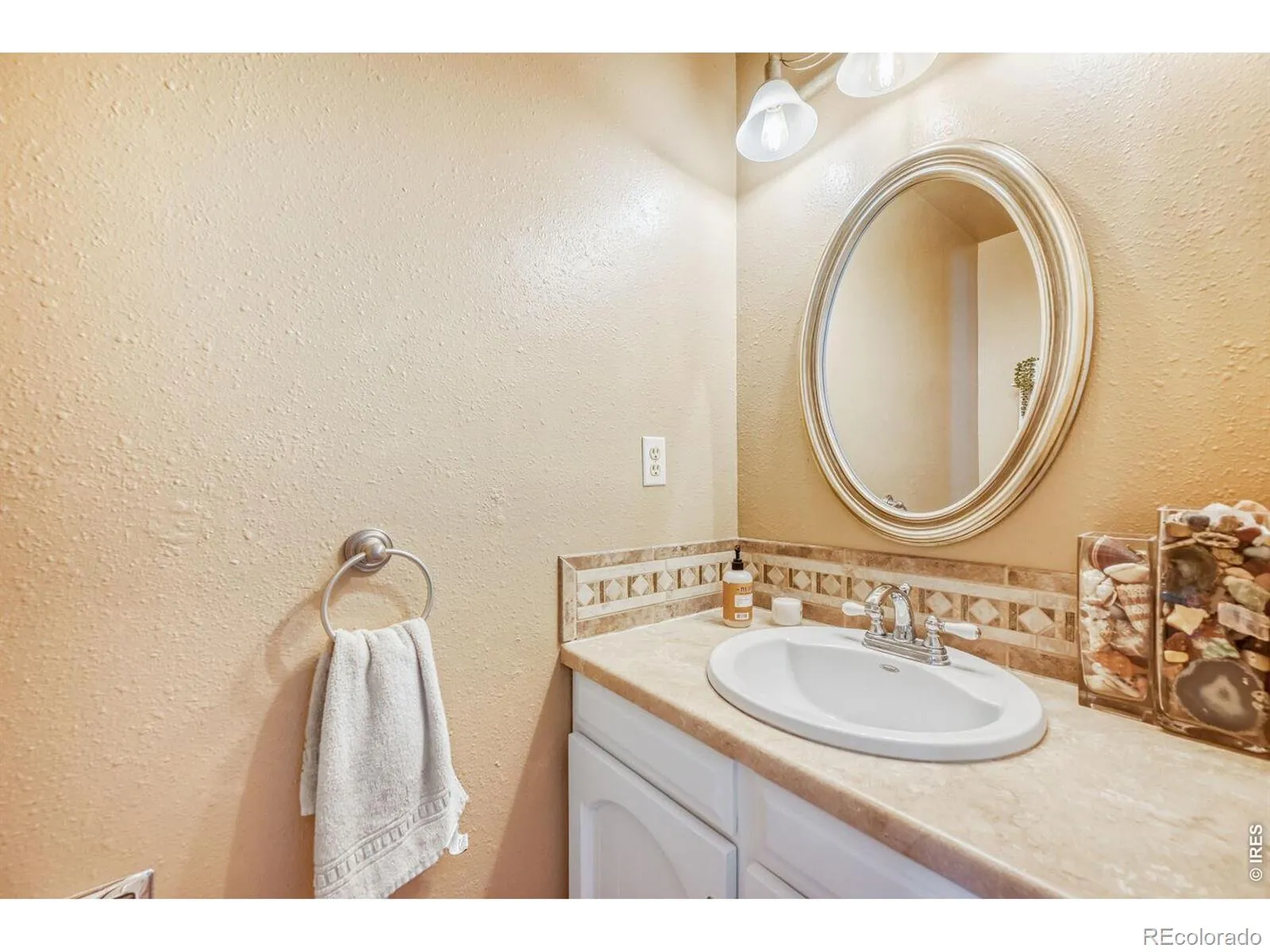 1617 Ithaca Court Longmont CO 80503 MLS #RECIR1055501 04302026041522 1600 9
