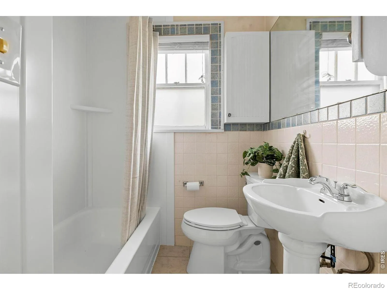 04042026005823 1600 13