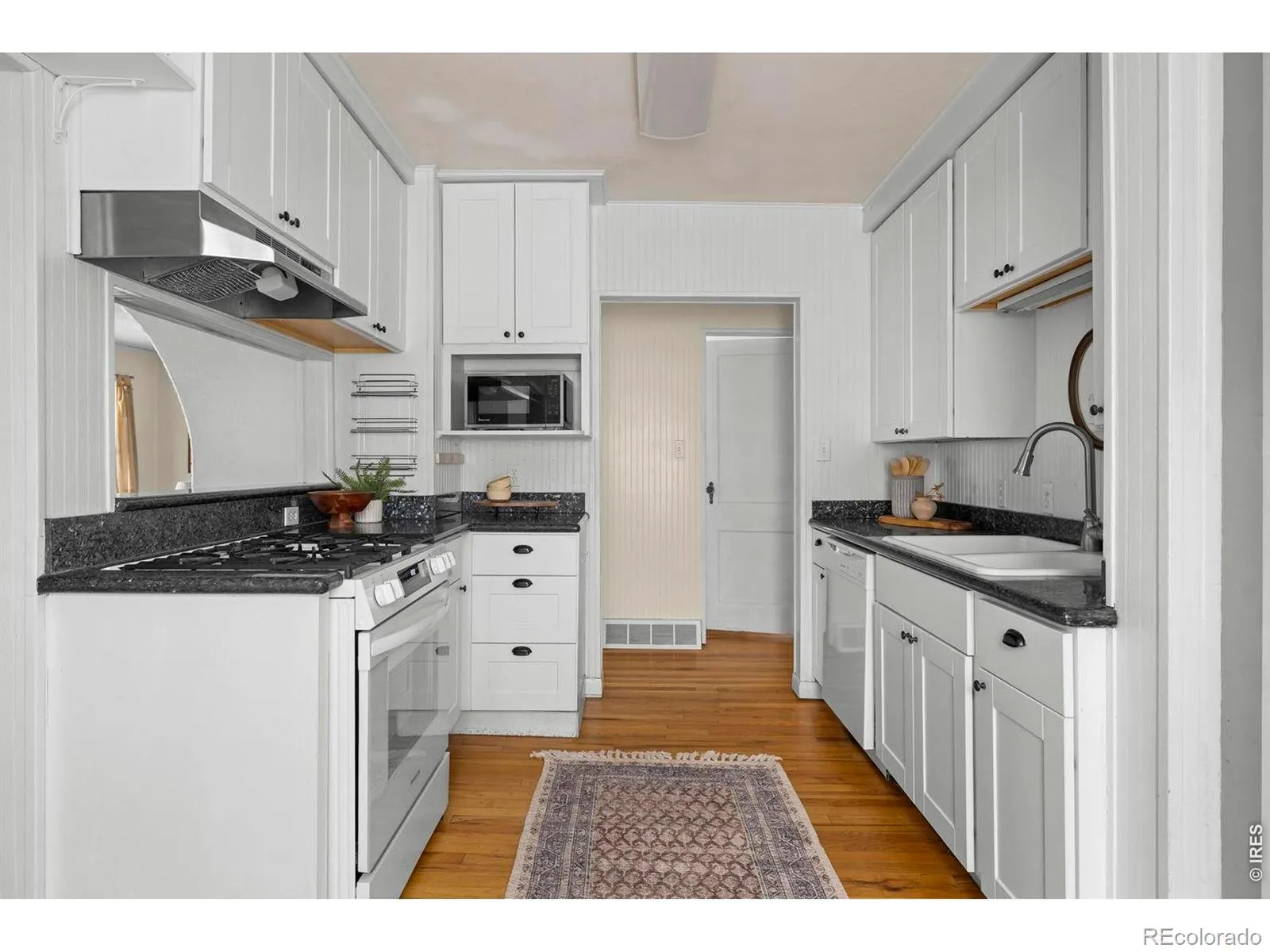 04042026005823 1600 4