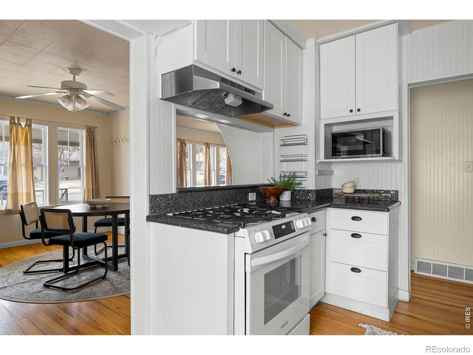 04042026005823 1600 7