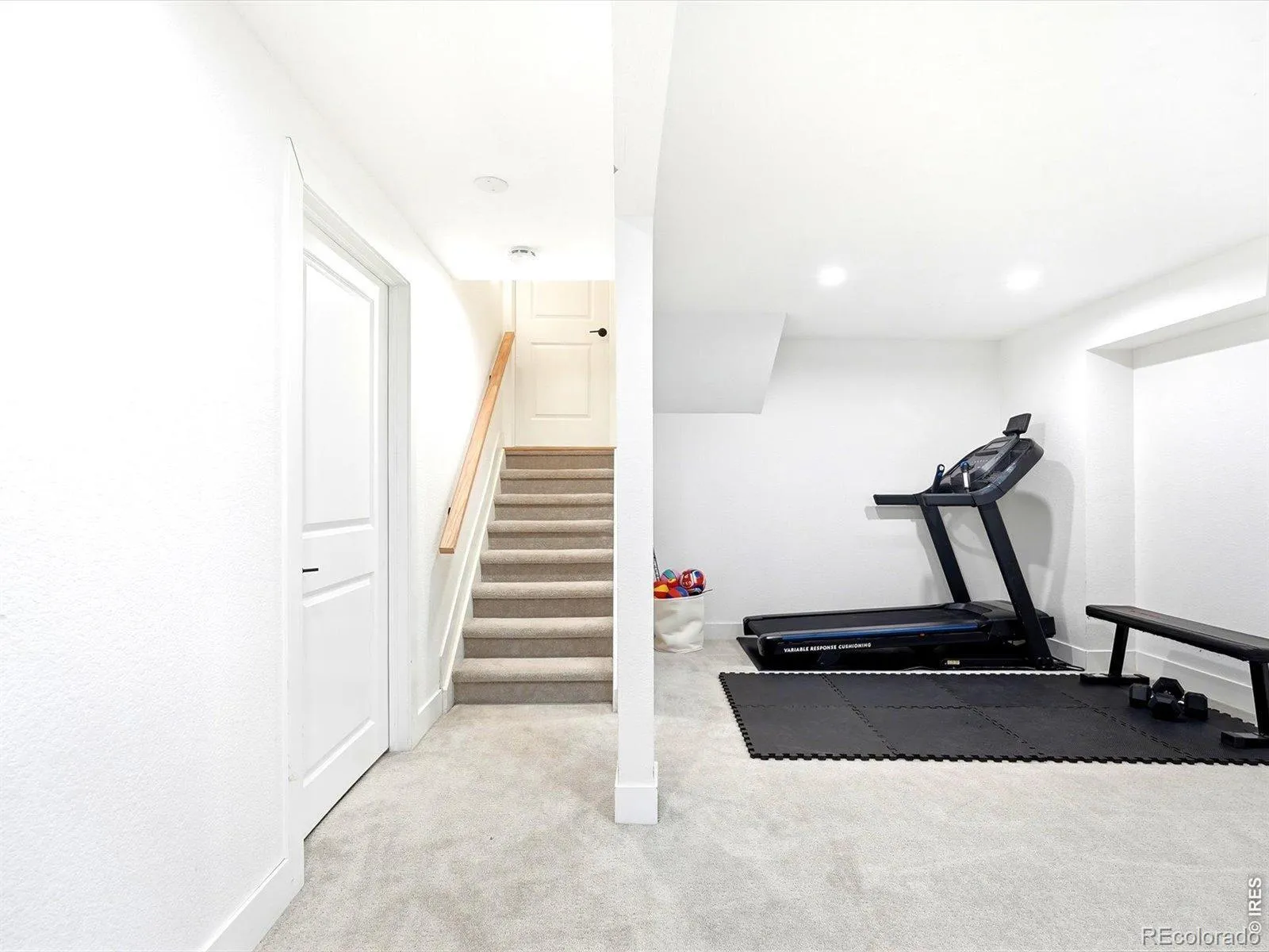 04032026233248 1600 33