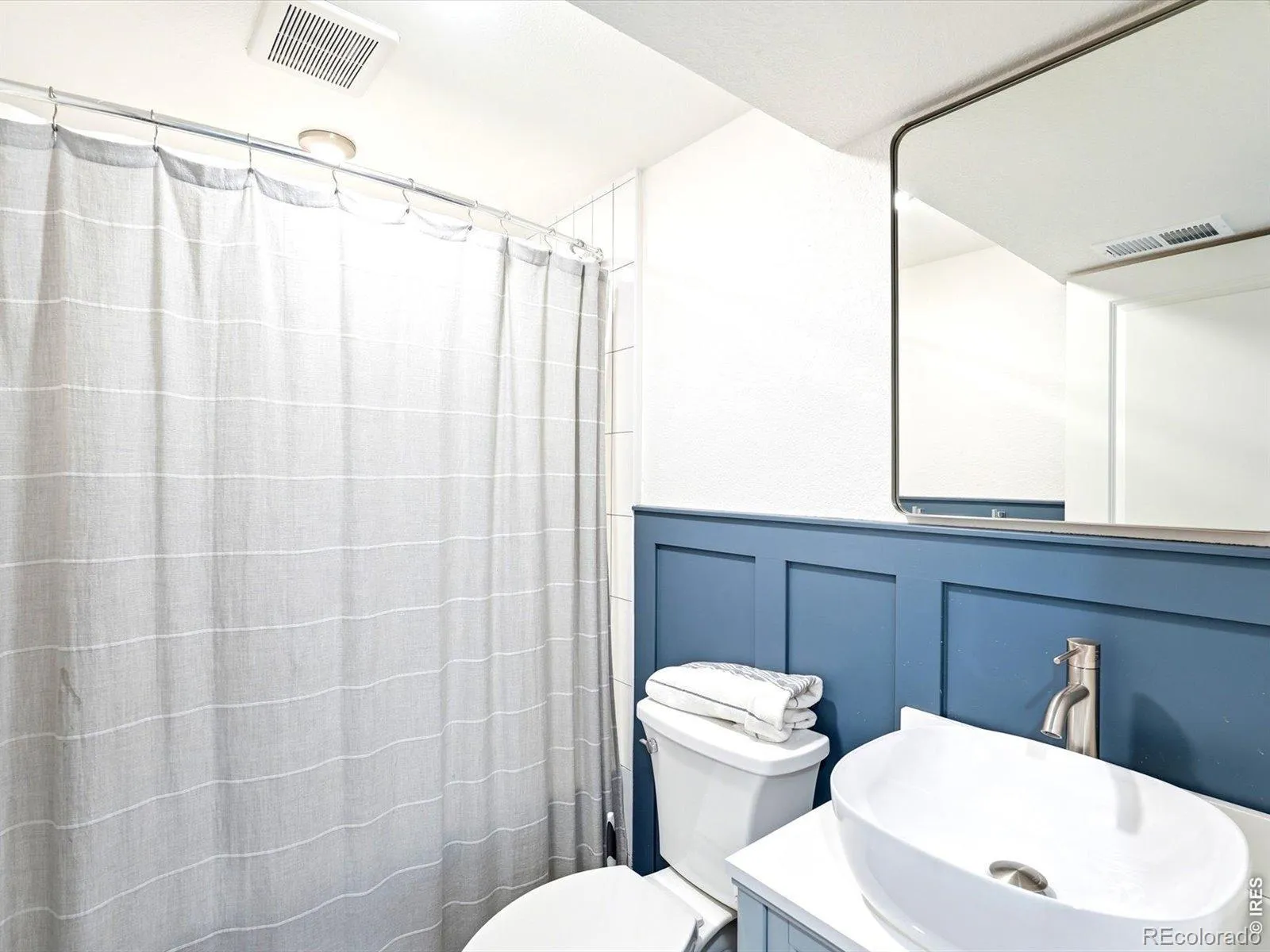 04032026233248 1600 34