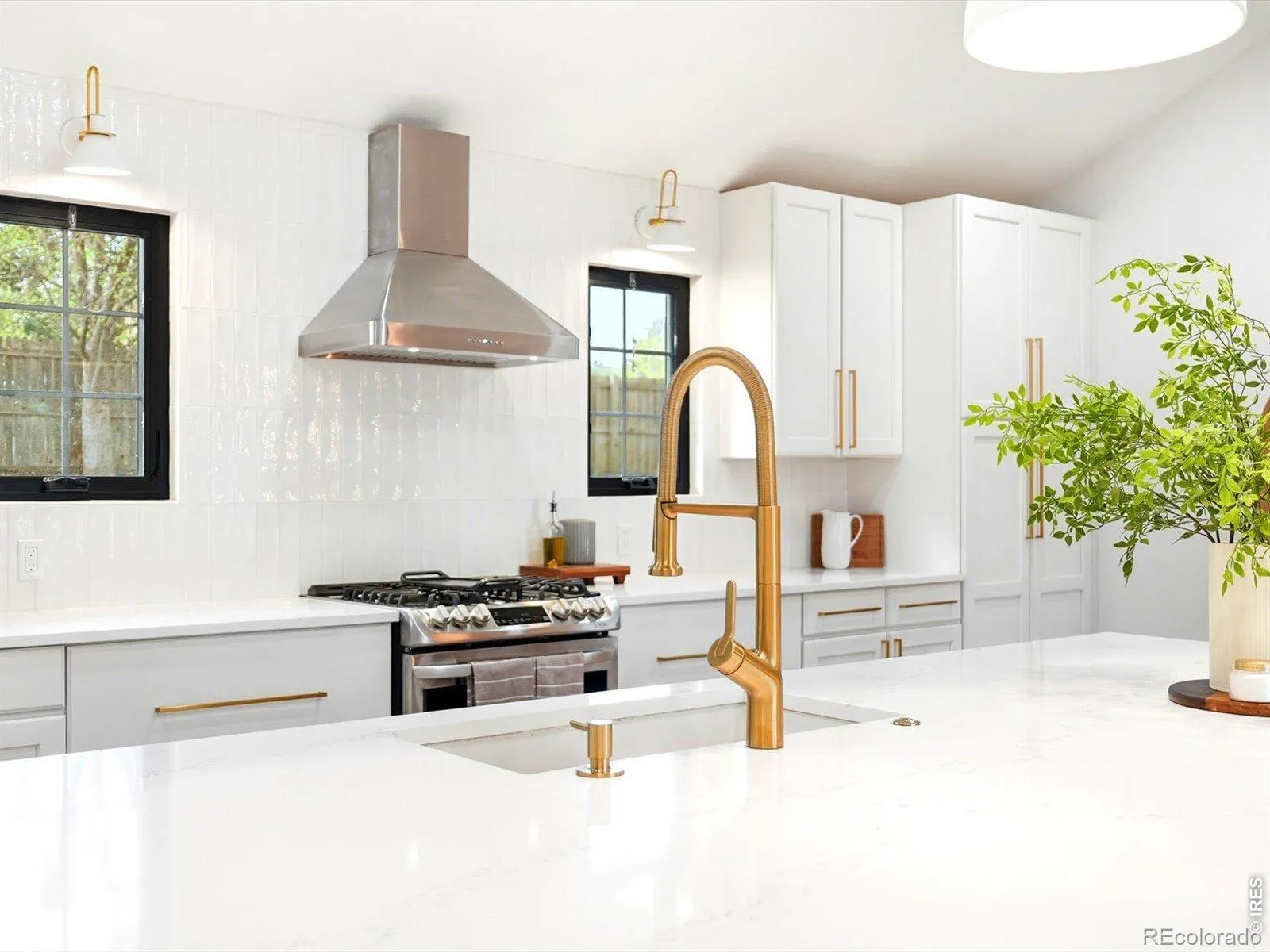 04032026233248 1600 6