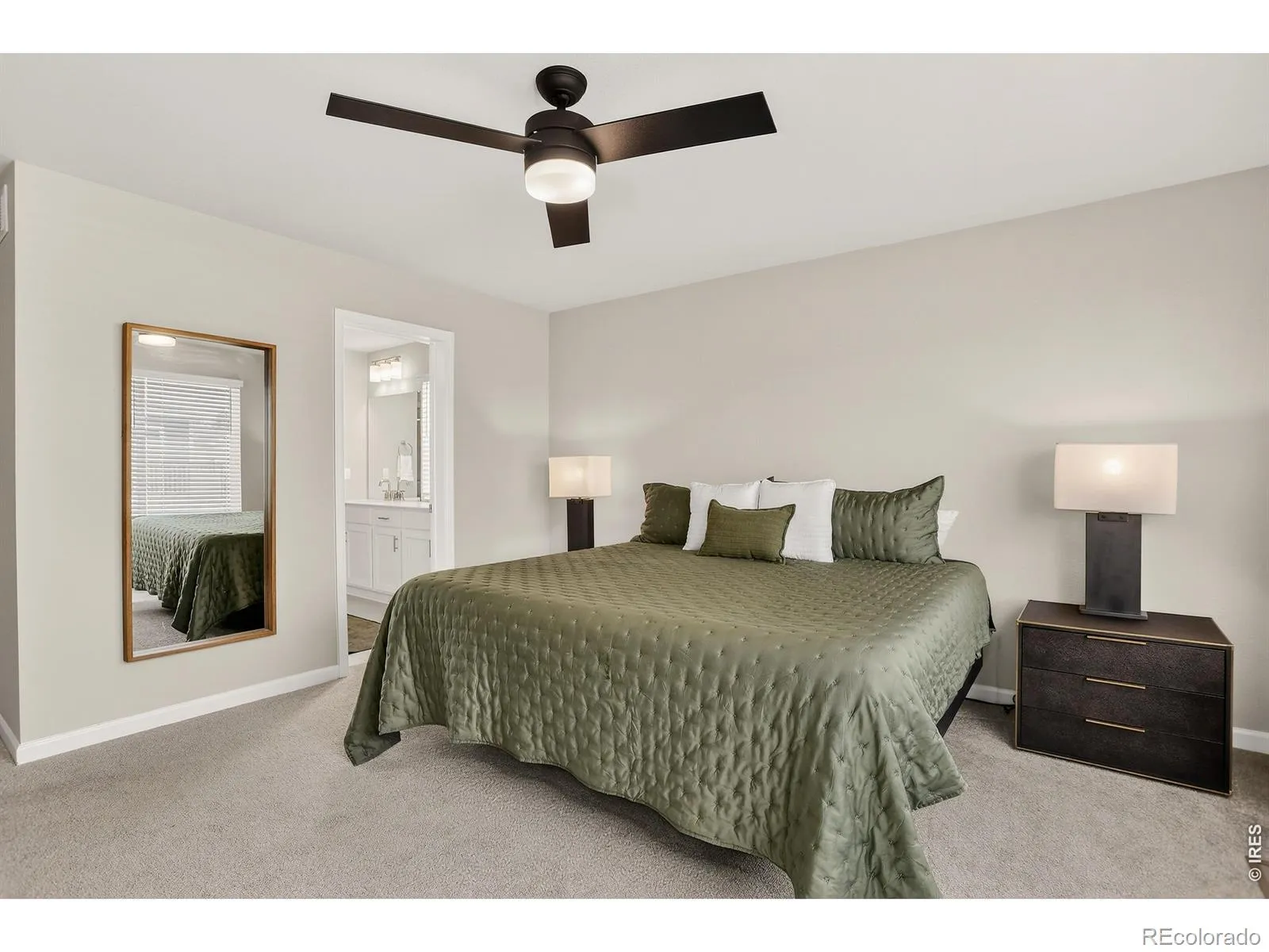 04042026000538 1600 19