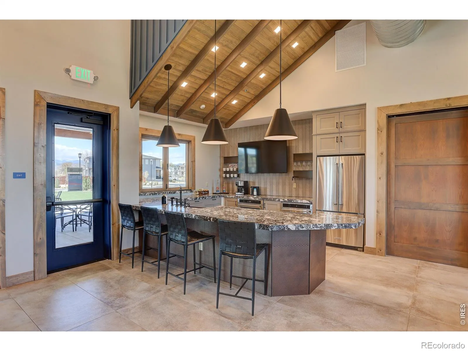 04042026000538 1600 39