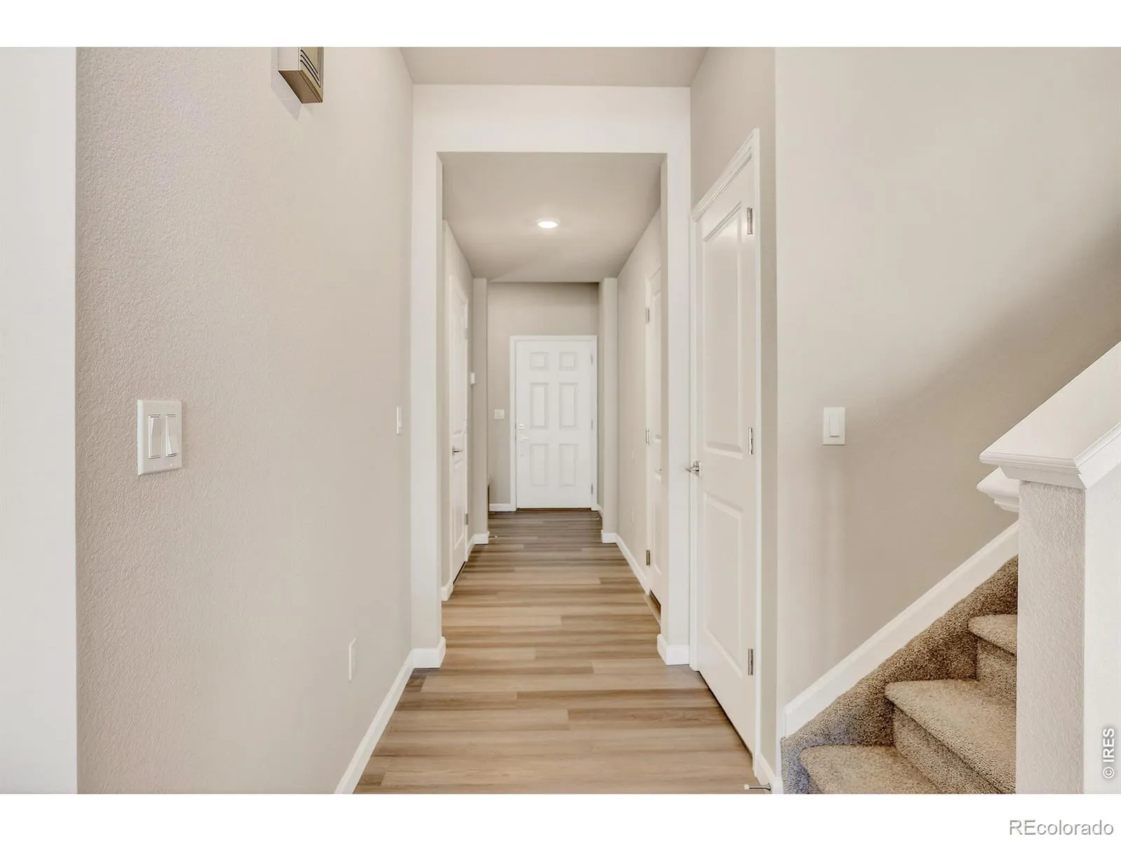 04042026000538 1600 6