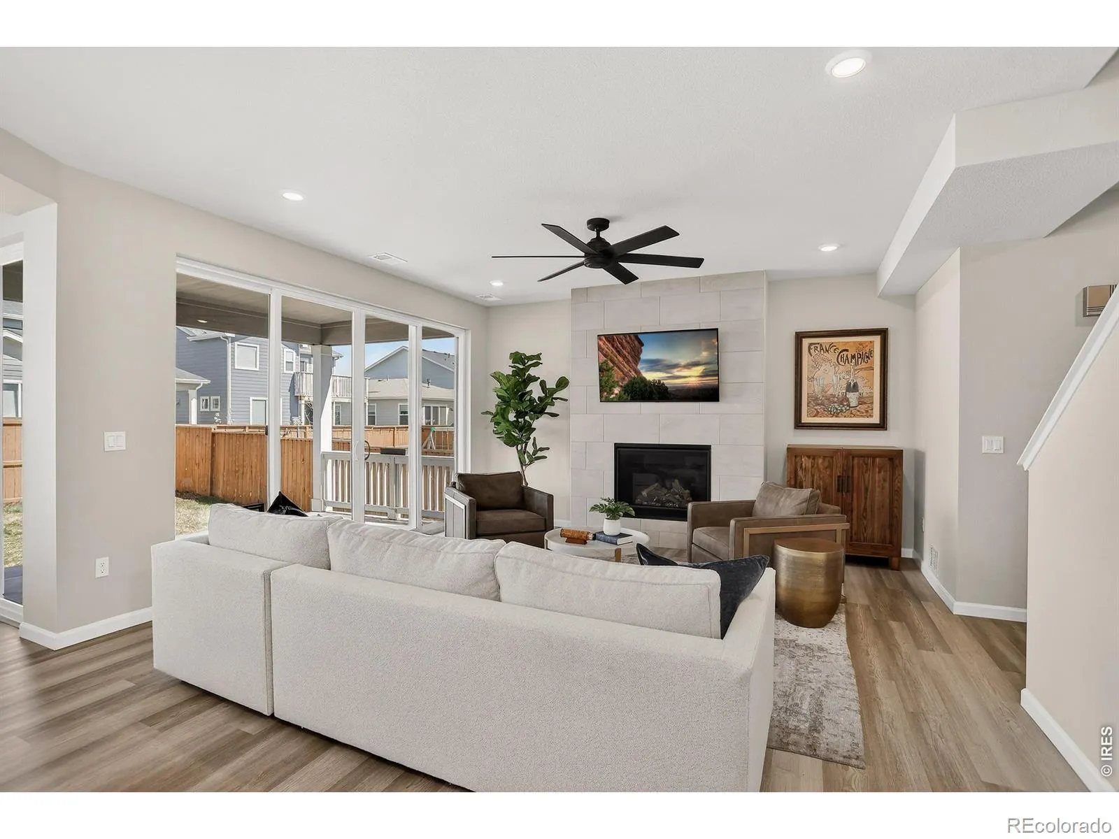 04042026000538 1600 7