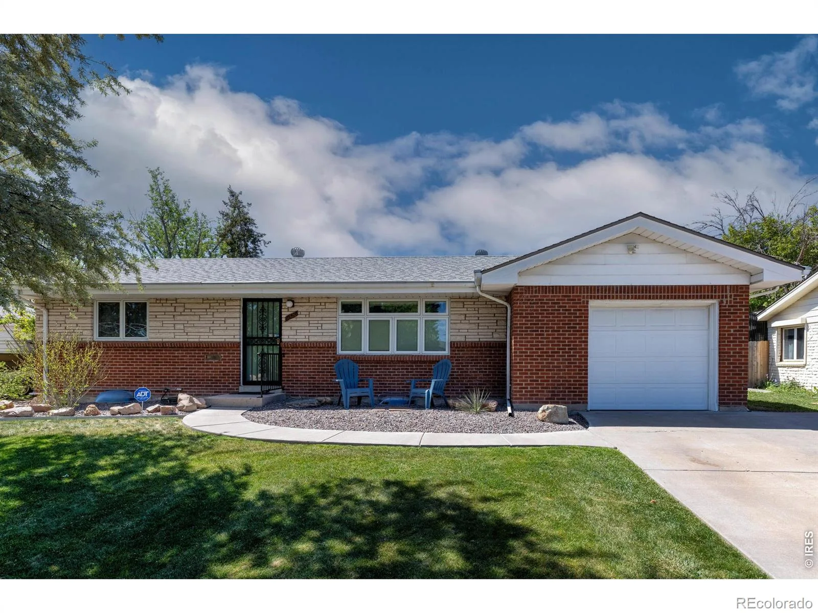 11520 E 2nd Avenue Aurora CO 80010 | MLS #RECIR1055611 07272026213543 1600 43