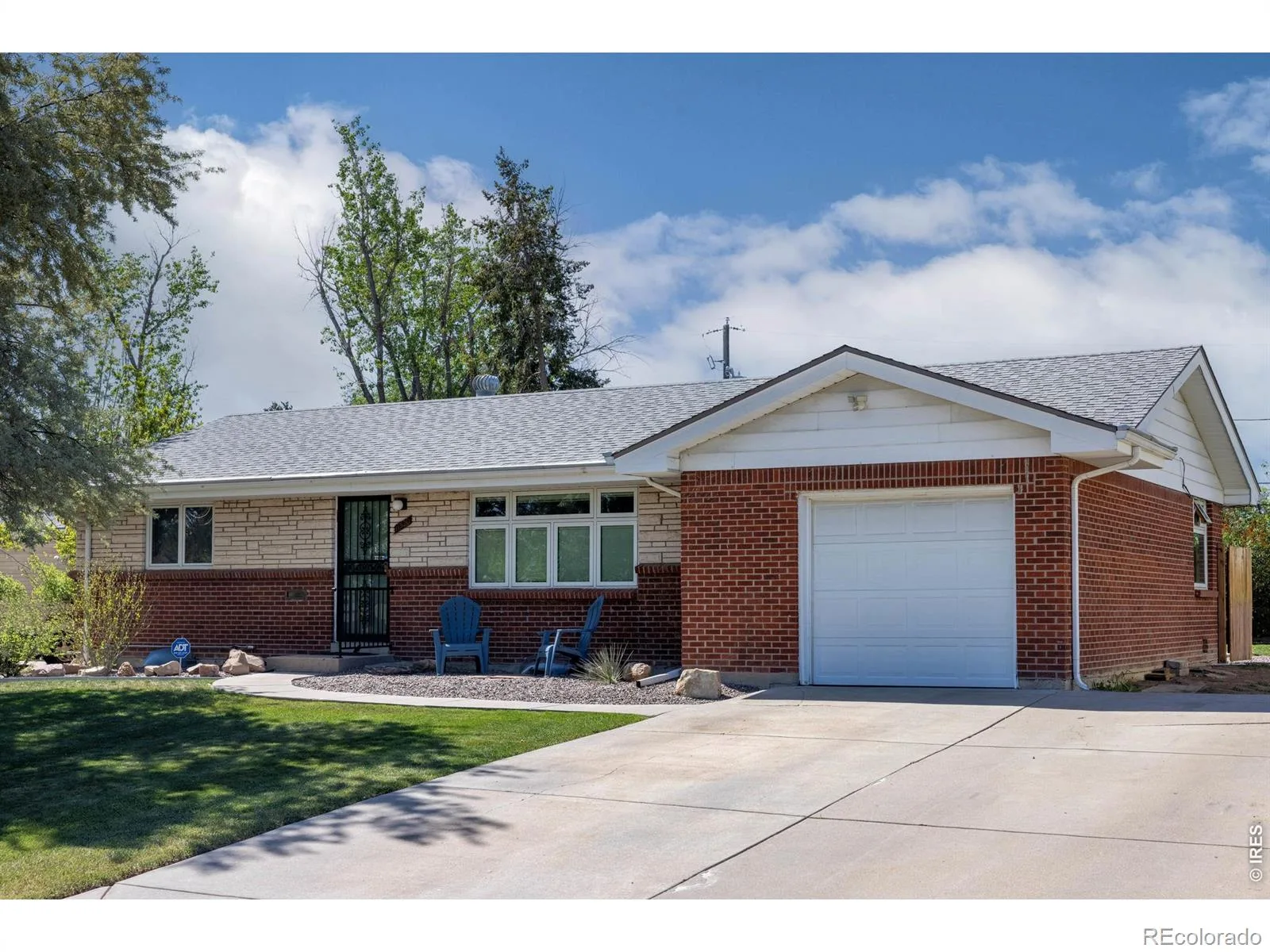 11520 E 2nd Avenue Aurora CO 80010 | MLS #RECIR1055611 07272026213543 1600 44