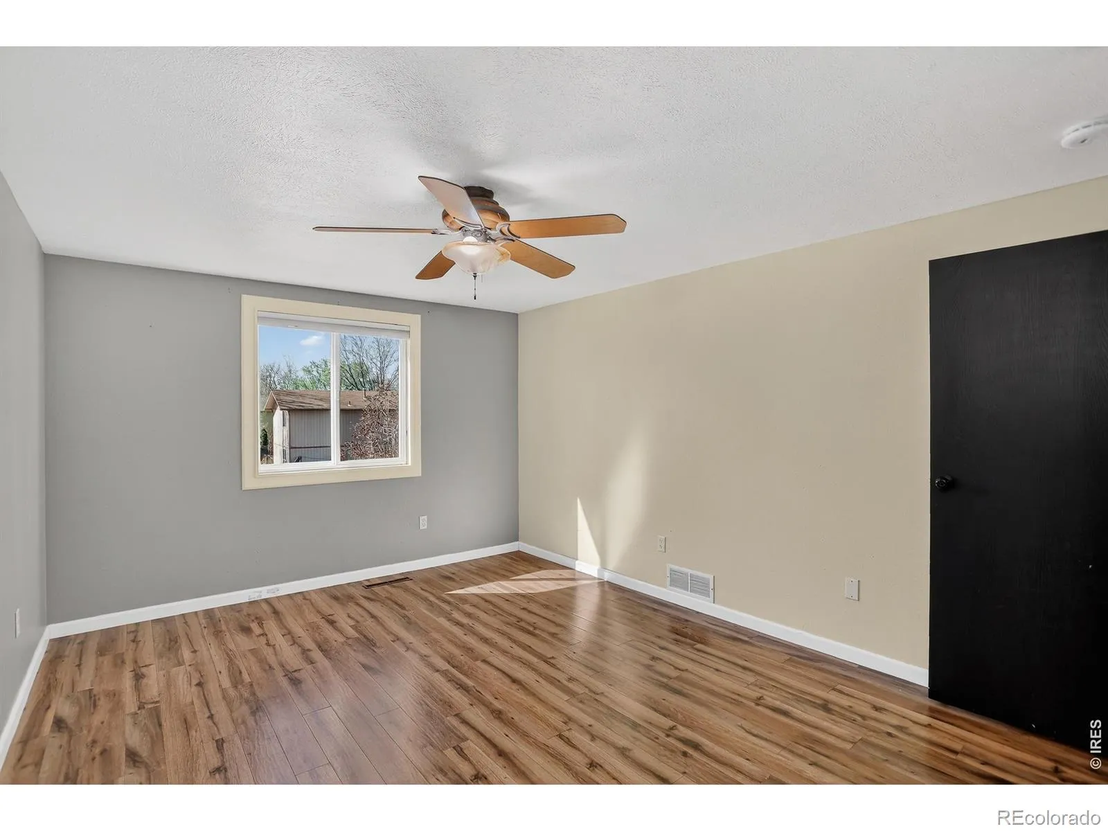 04042026053559 1600 37