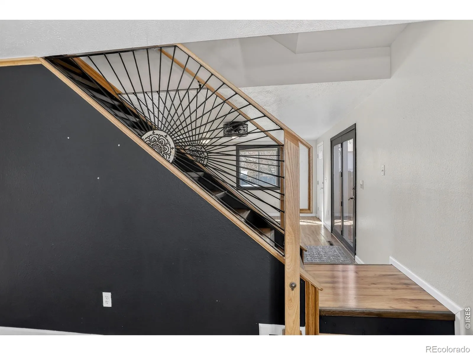 04042026053559 1600 40