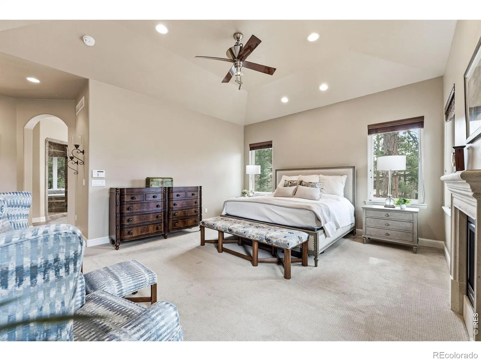 5025 Knobcone Drive Castle Rock CO 80108 MLS #RECIR1055640 04102026004534 1600 20