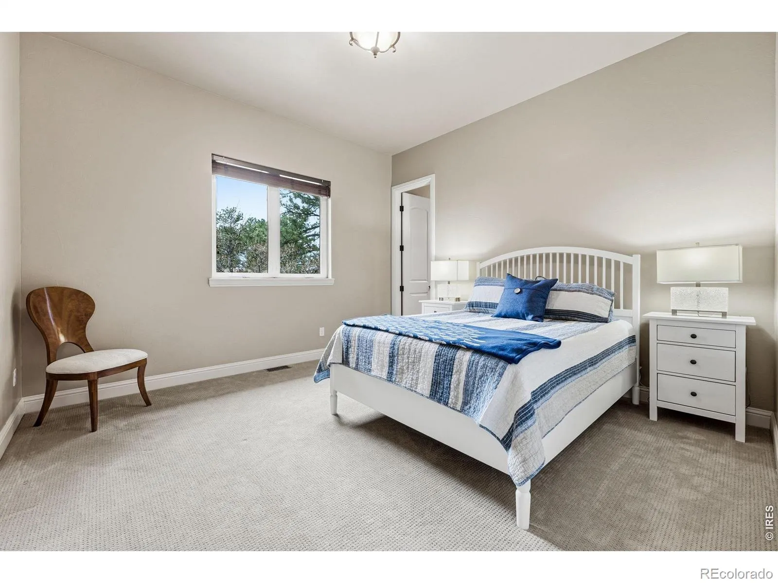 5025 Knobcone Drive Castle Rock CO 80108 MLS #RECIR1055640 04102026004534 1600 27
