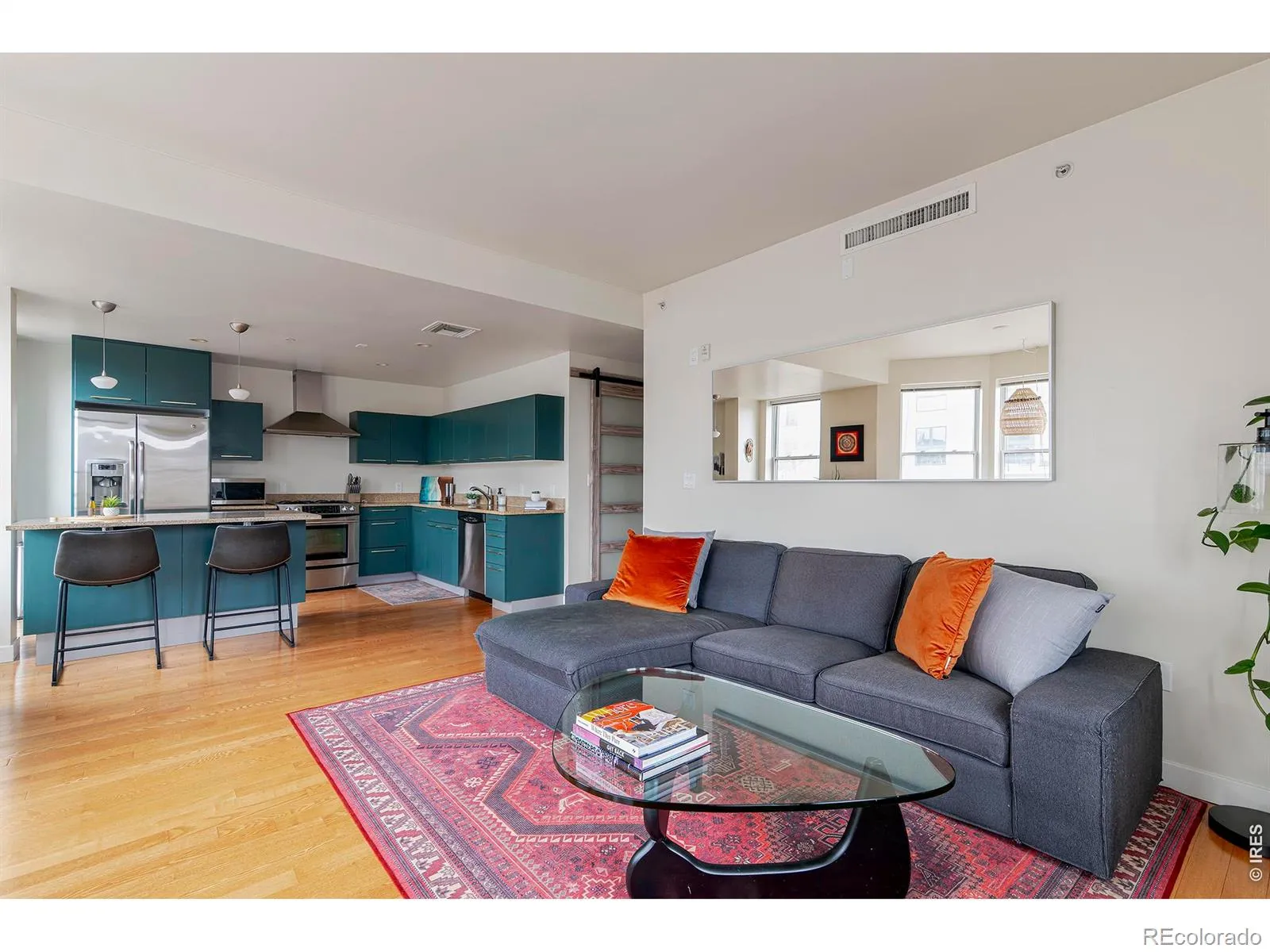 04072026173352 1600 18