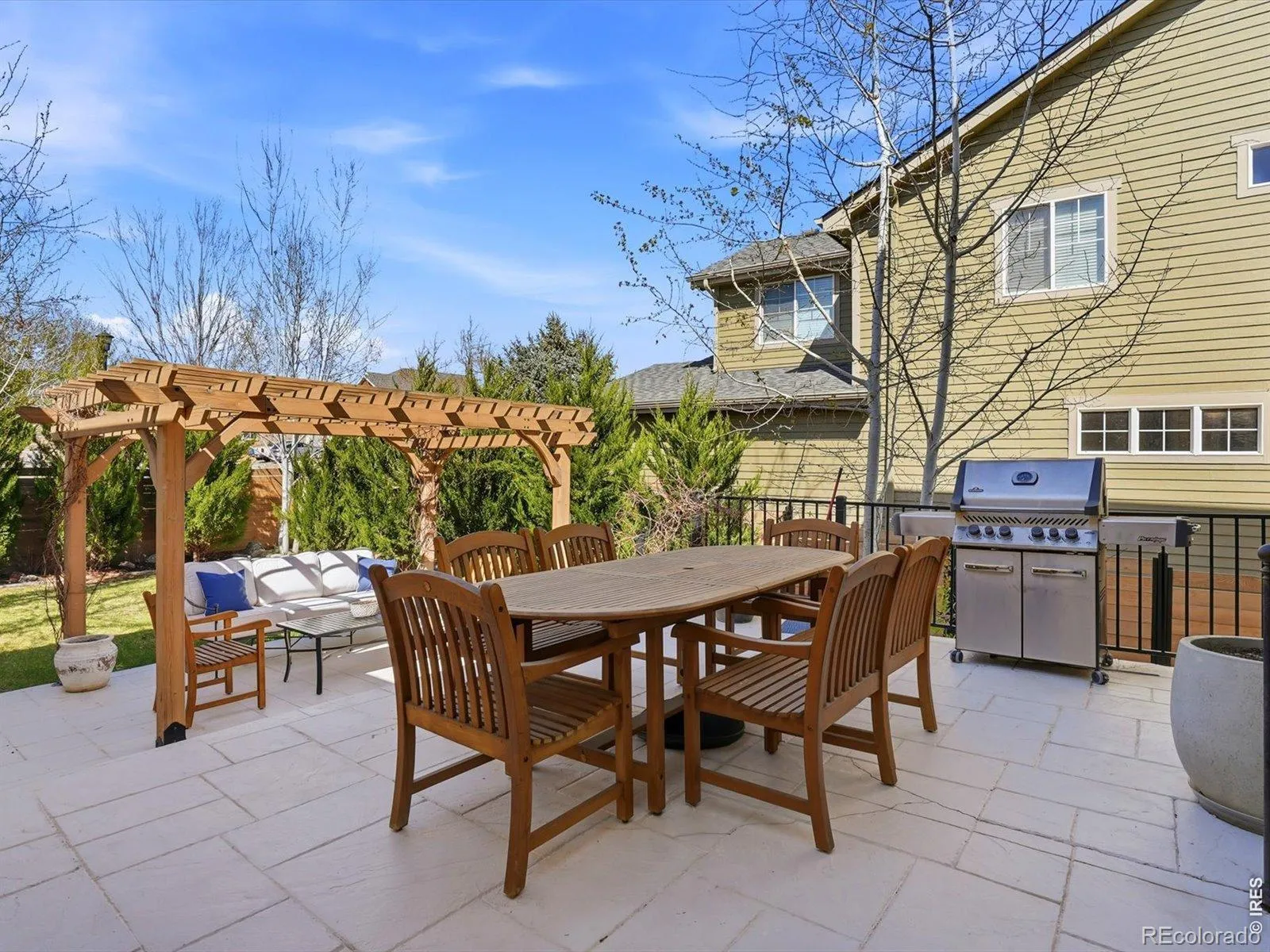 04102026183035 1600 37