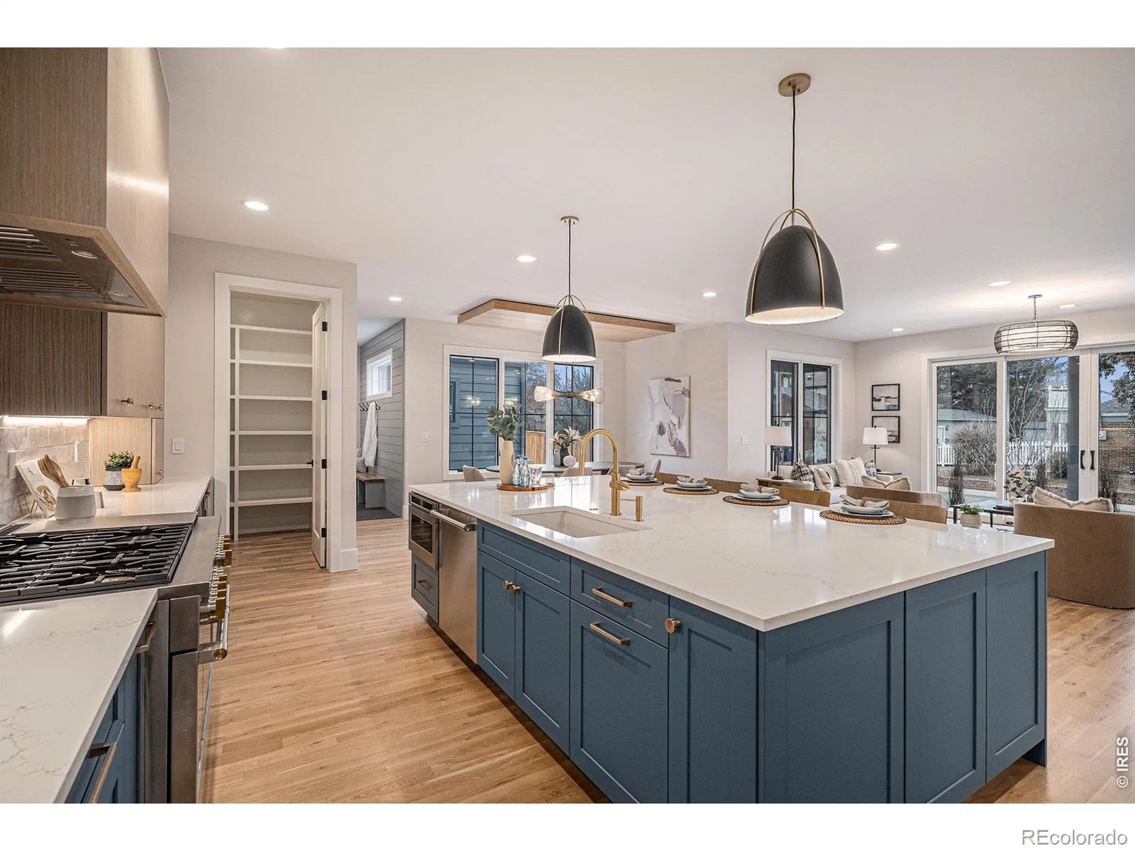 04092026012017 1600 14