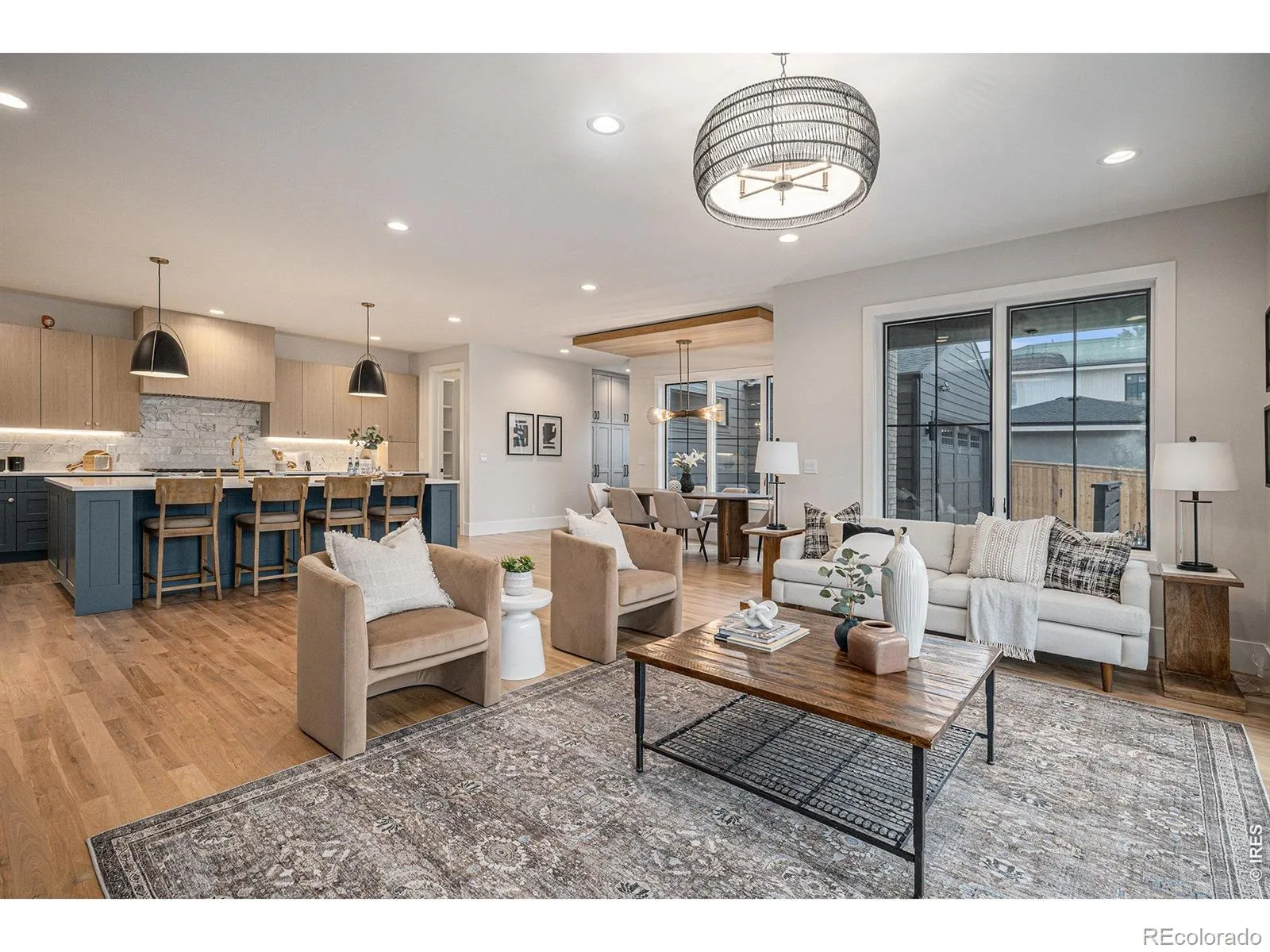 04092026012017 1600 2