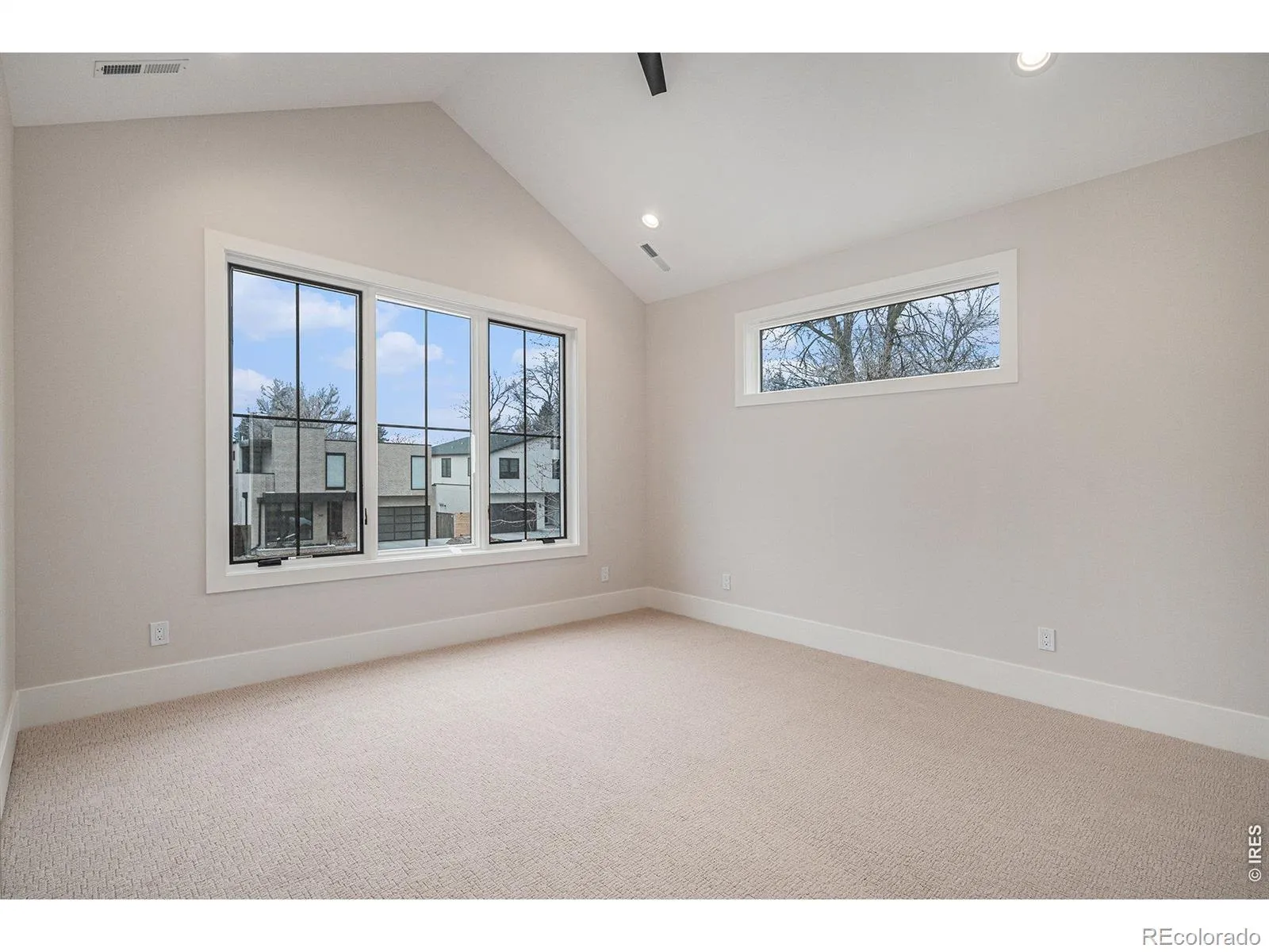 04092026012017 1600 26