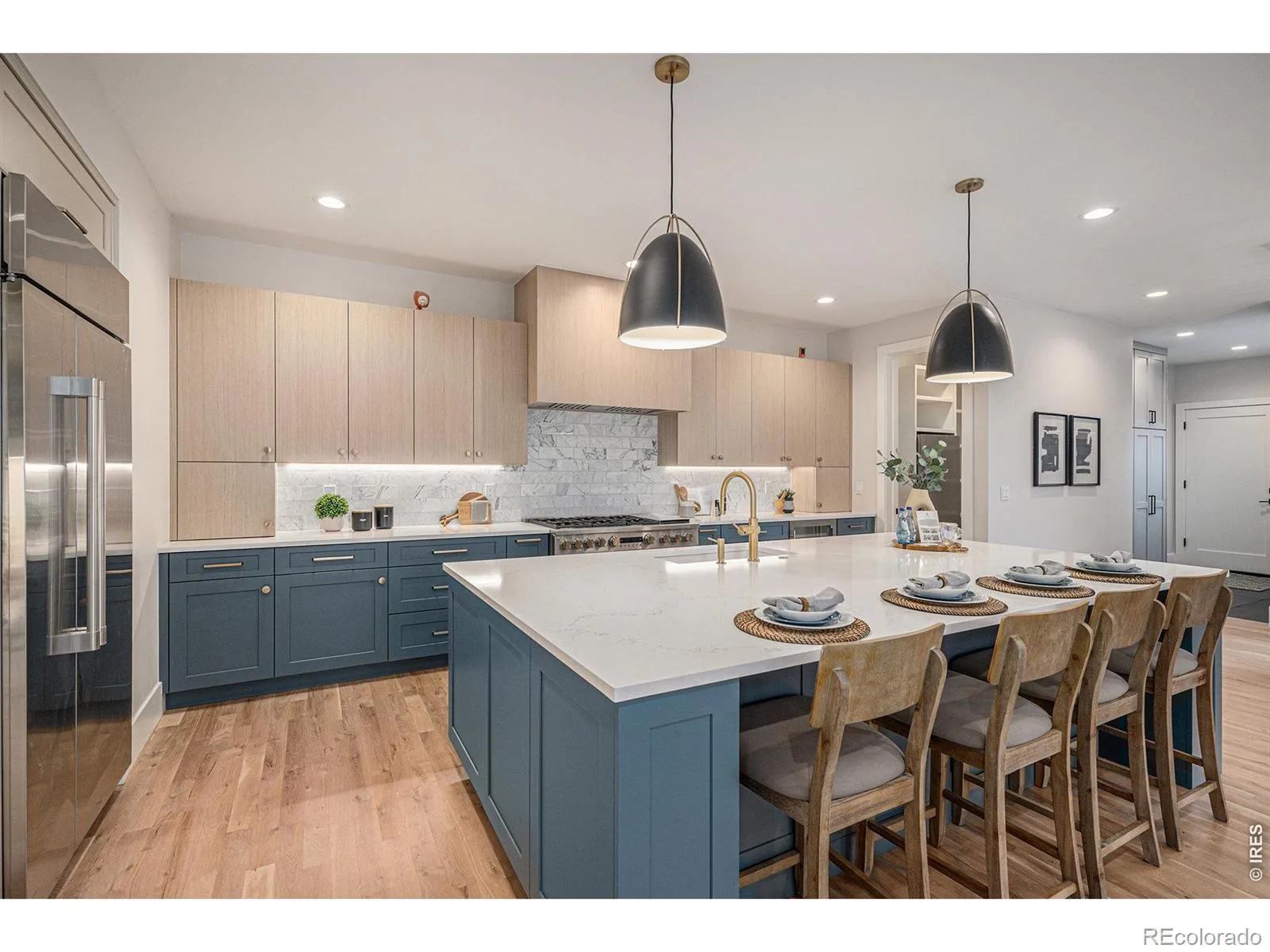 04092026012017 1600 3