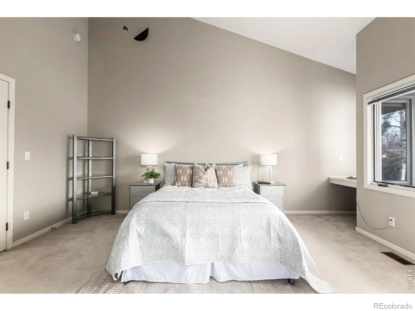 04082026165151 1600 16