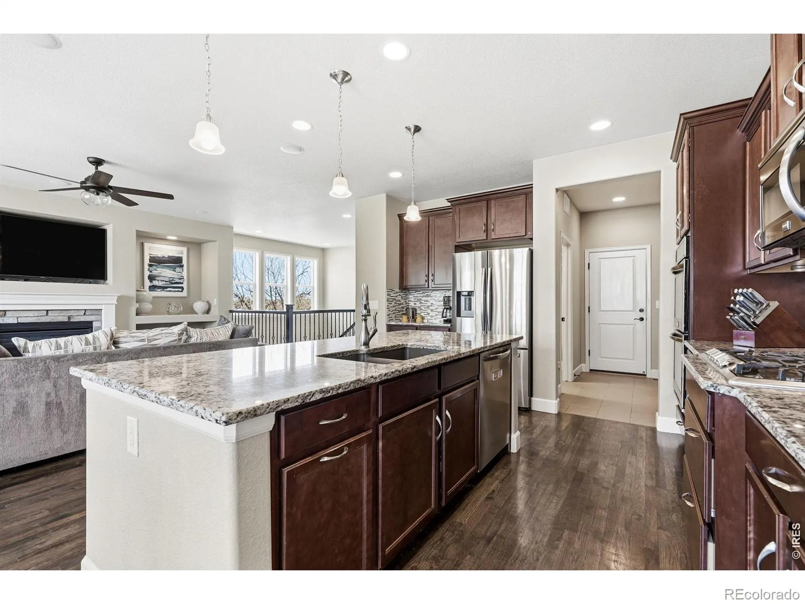 21251 E Smoky Hill Road Centennial CO 80015 MLS #RECIR1055839 05082026032004 1600 11