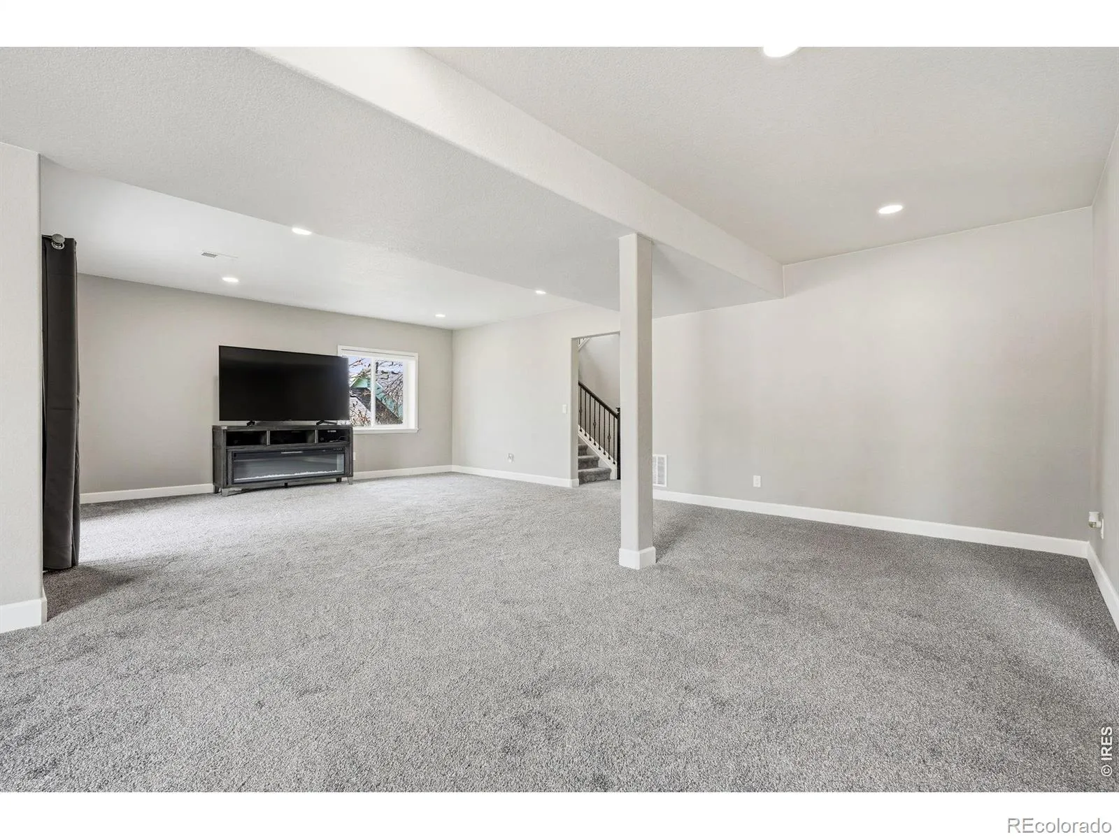 21251 E Smoky Hill Road Centennial CO 80015 MLS #RECIR1055839 05082026032004 1600 33