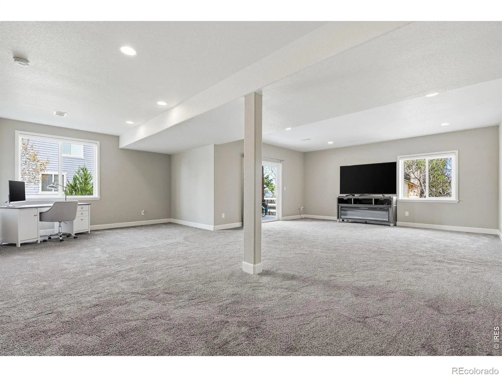 21251 E Smoky Hill Road Centennial CO 80015 MLS #RECIR1055839 05082026032004 1600 34