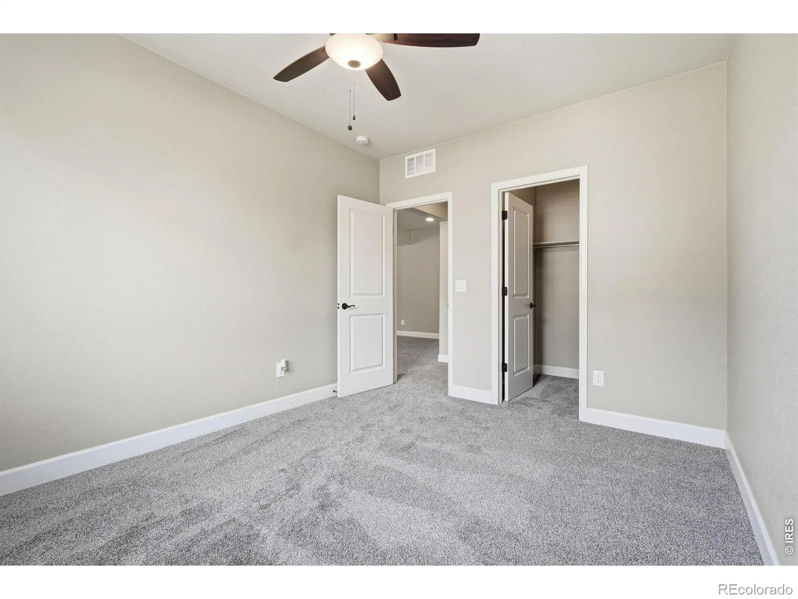 21251 E Smoky Hill Road Centennial CO 80015 MLS #RECIR1055839 07062026021209 1600 37