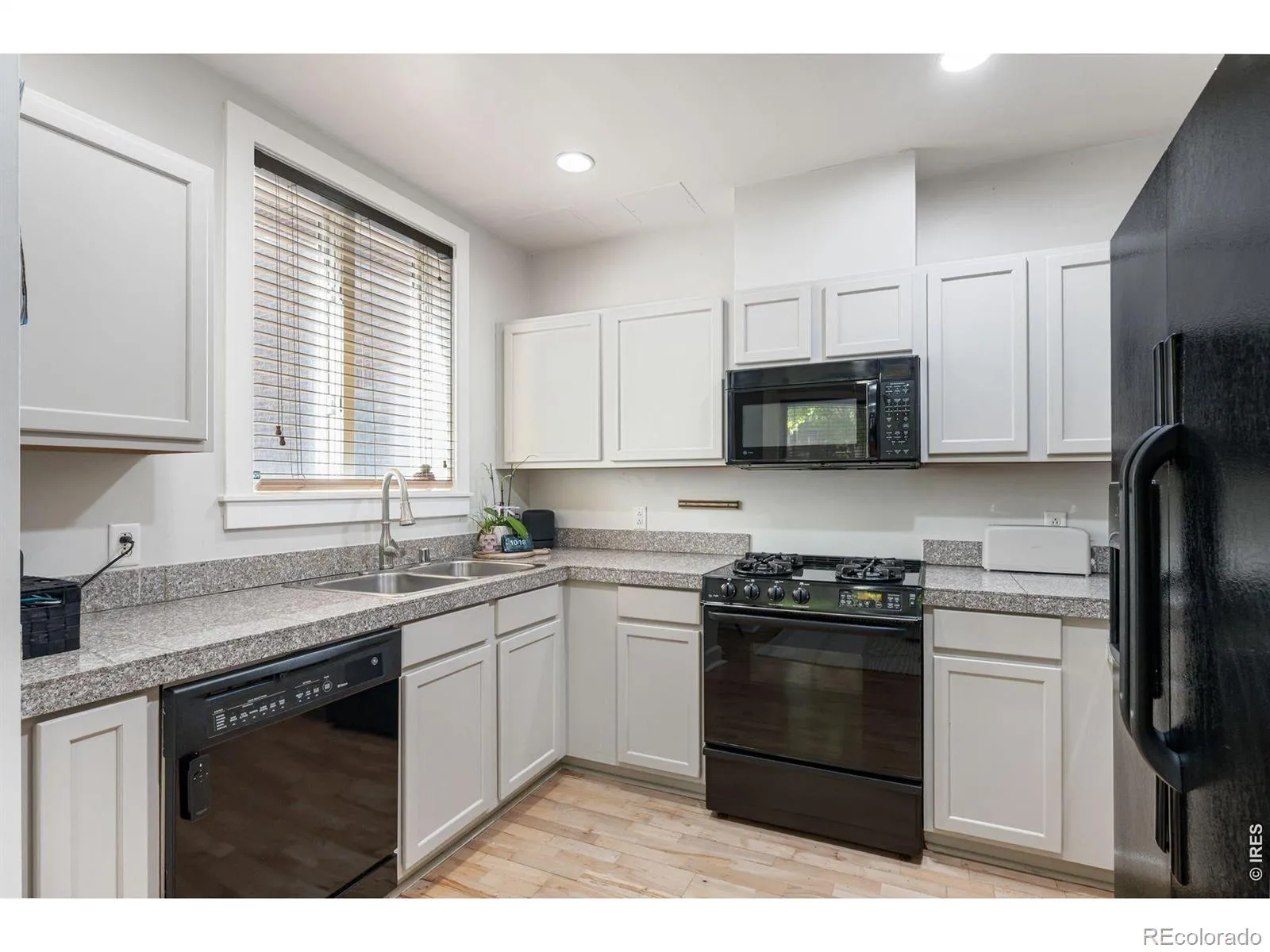 04082026191812 1600 10