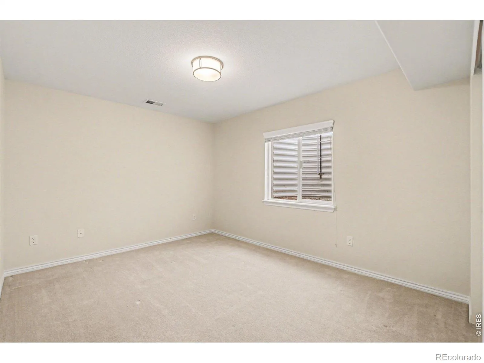 04092026181835 1600 24