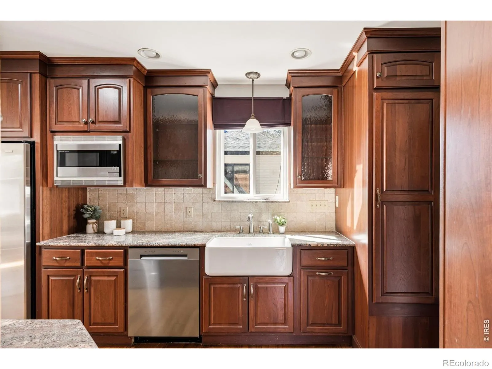 04092026215801 1600 11