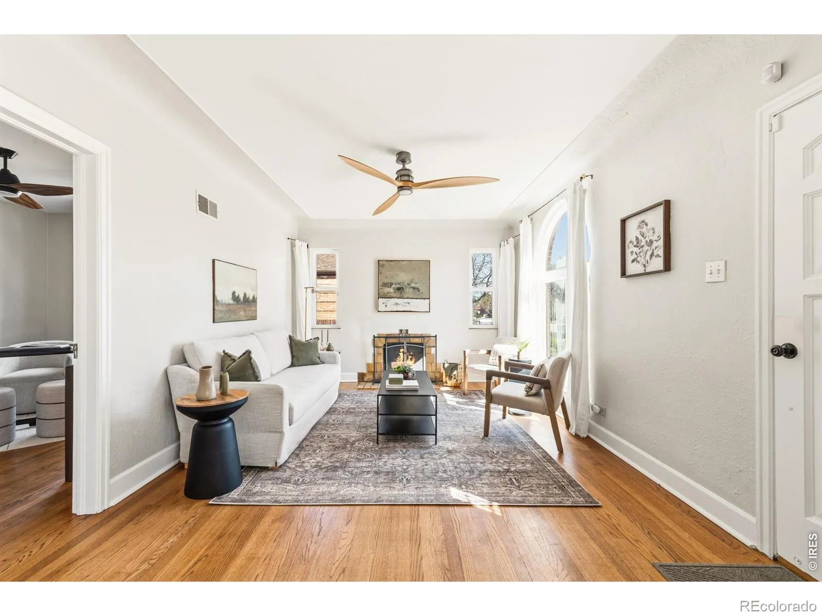 04092026215801 1600 16