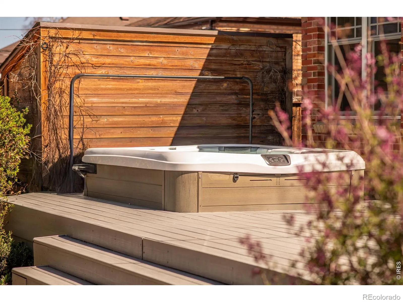 04092026215801 1600 28