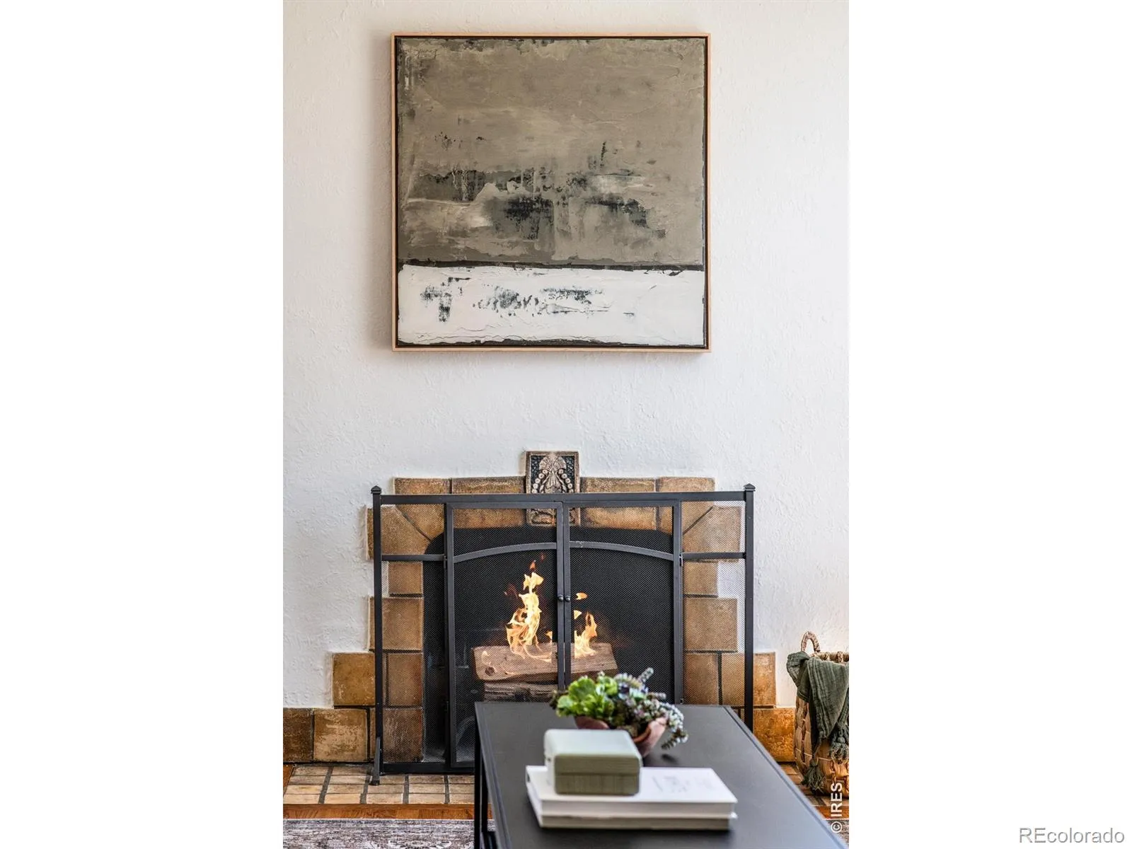 04092026215801 1600 8