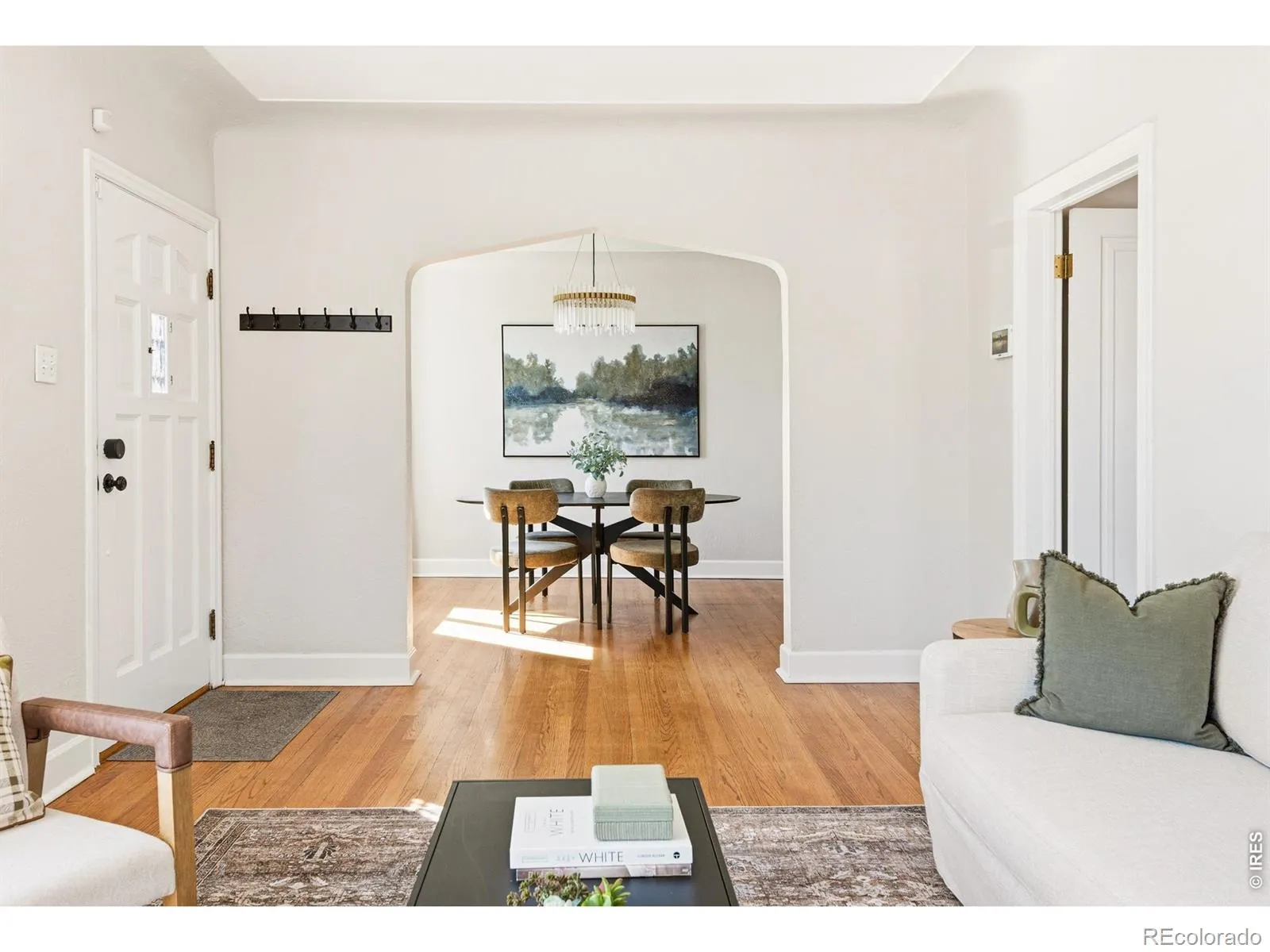 04092026215801 1600 9