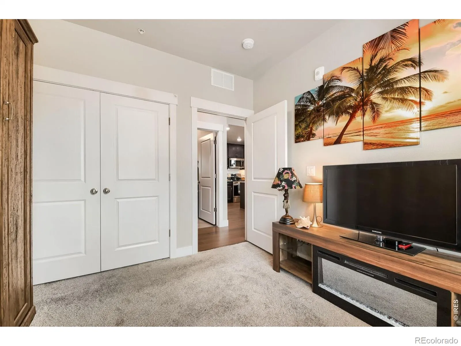 04092026231201 1600 10