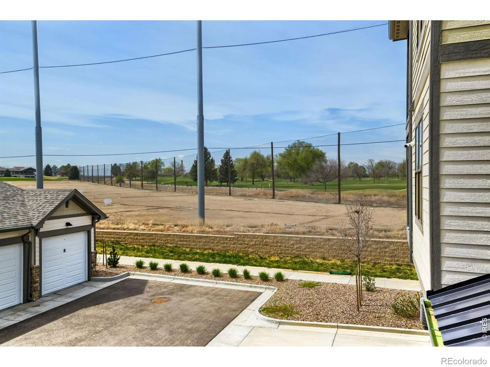 04092026231201 1600 24