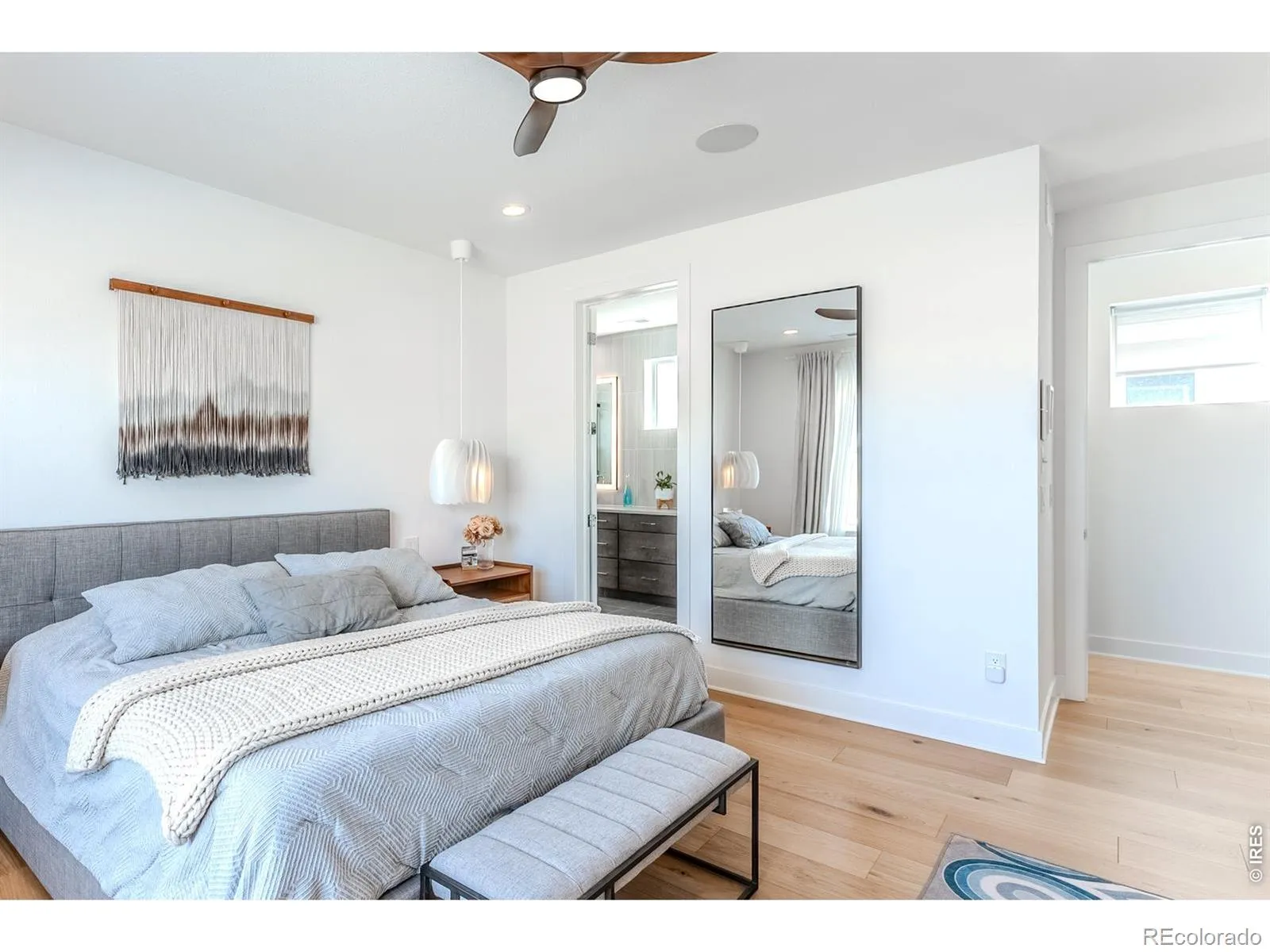 04102026044728 1600 22