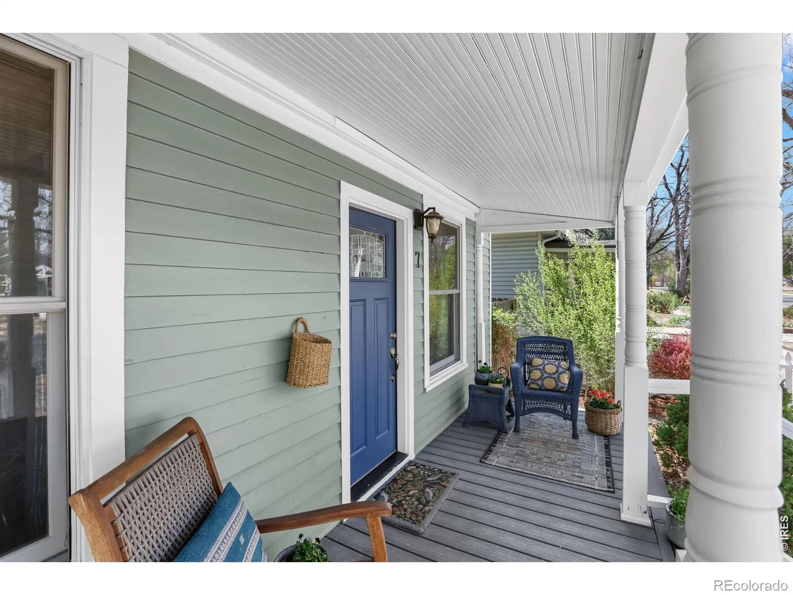 04102026174446 1600 25