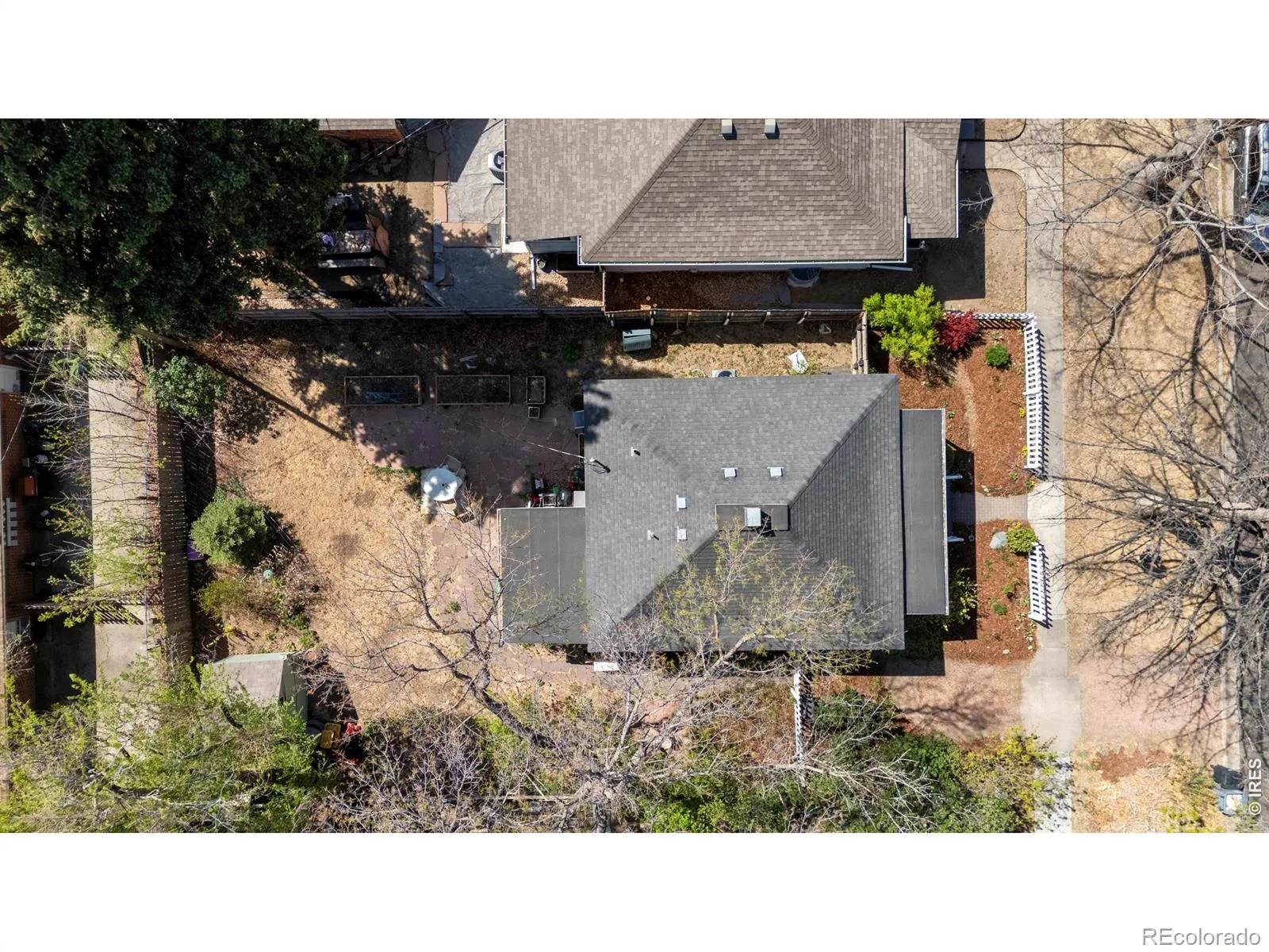 04102026174446 1600 26