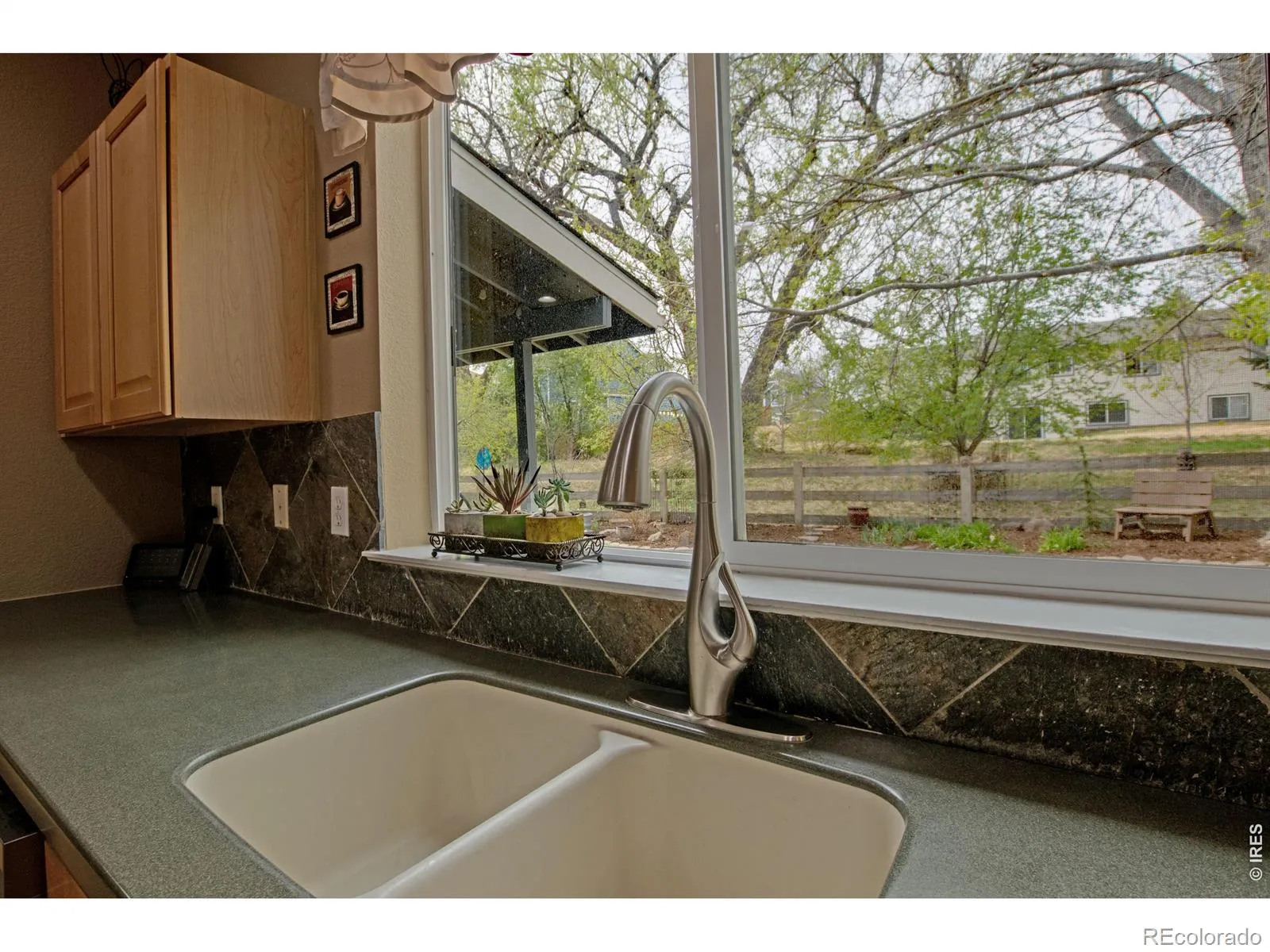 04152026004029 1600 12