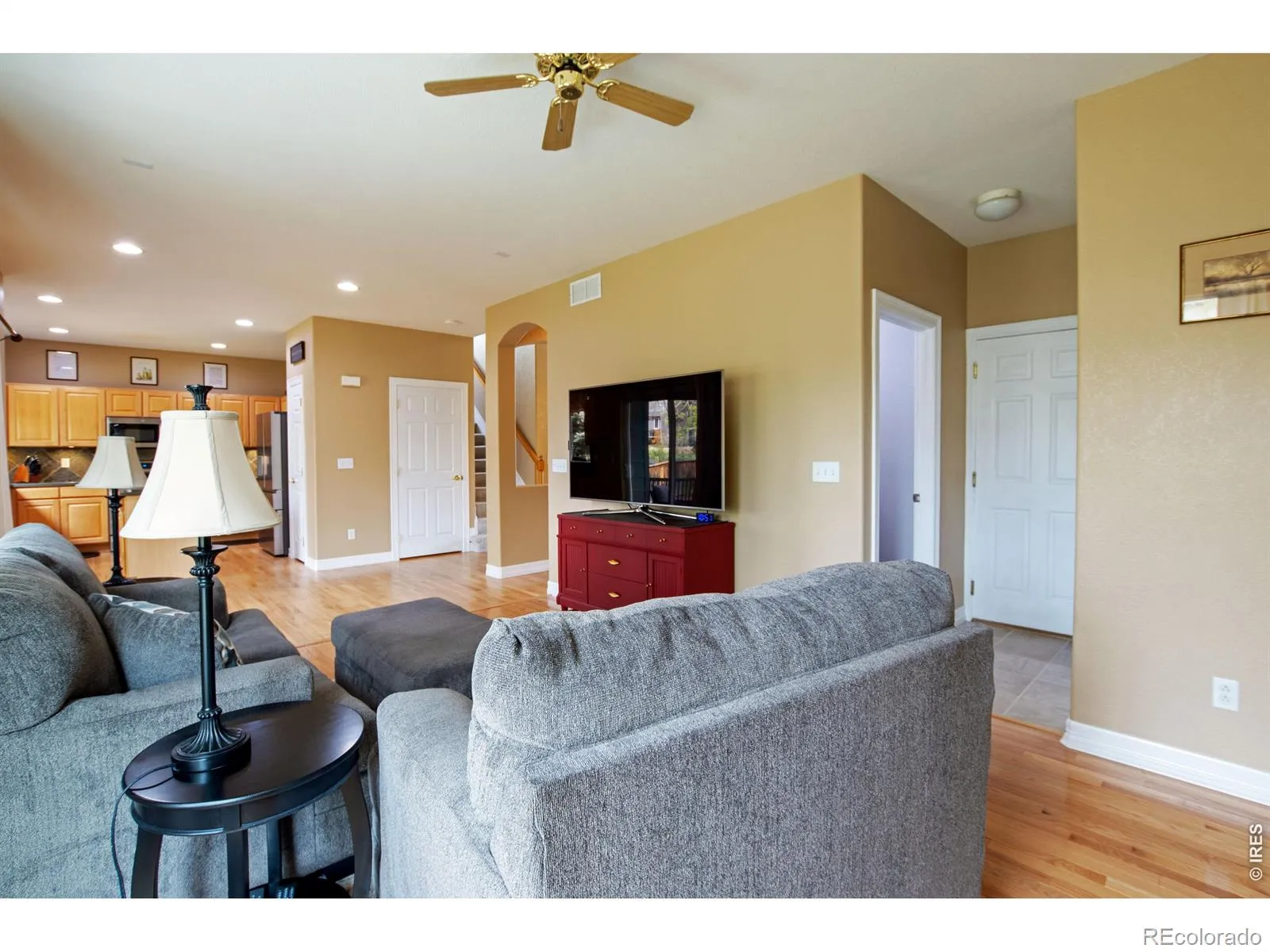 04152026004029 1600 18