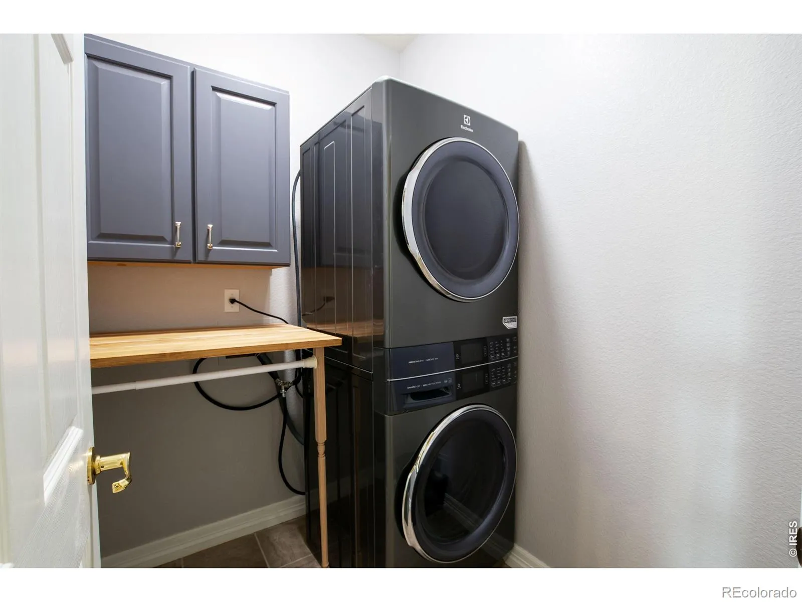 04152026004029 1600 21