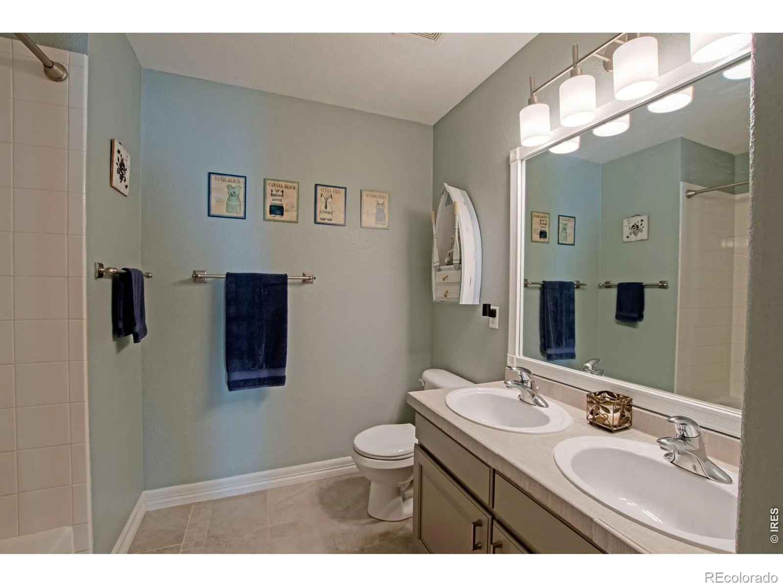 04152026004029 1600 30