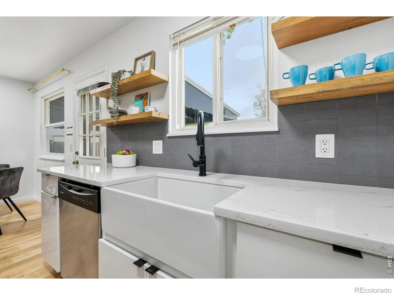 04102026200726 1600 12