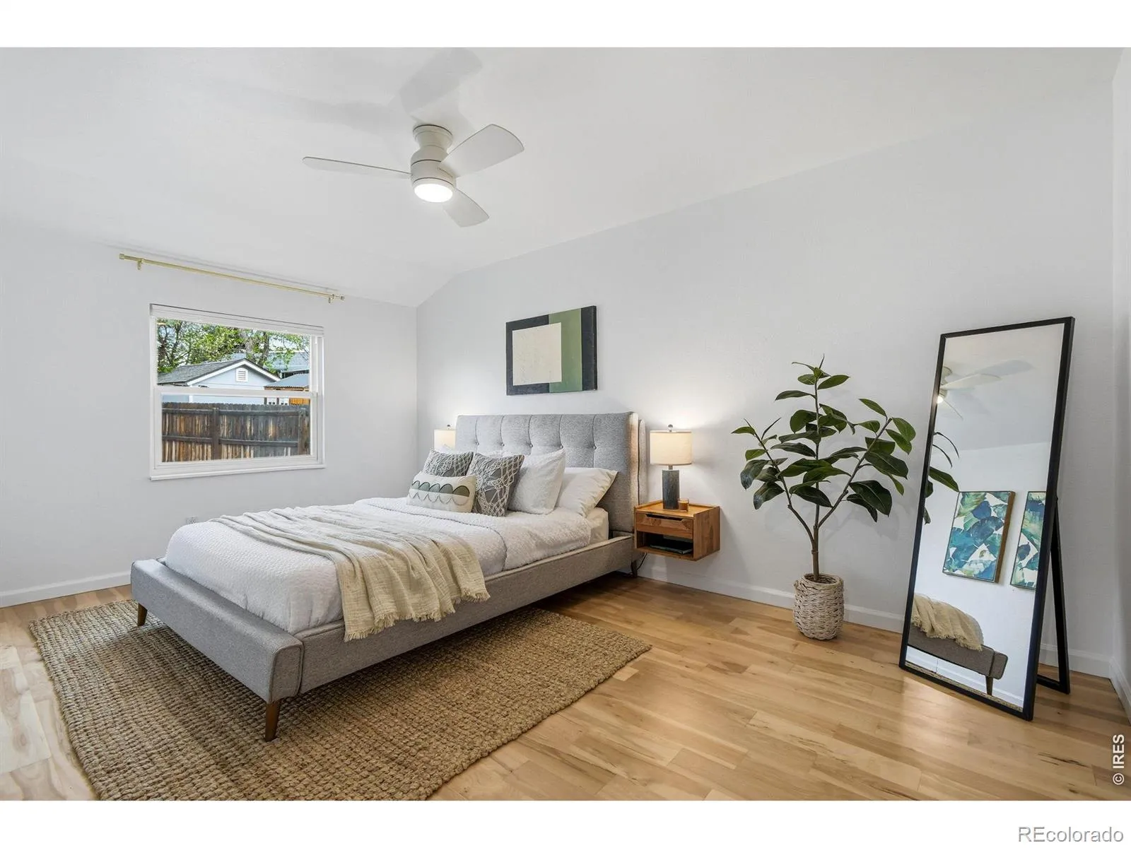 04102026200726 1600 14