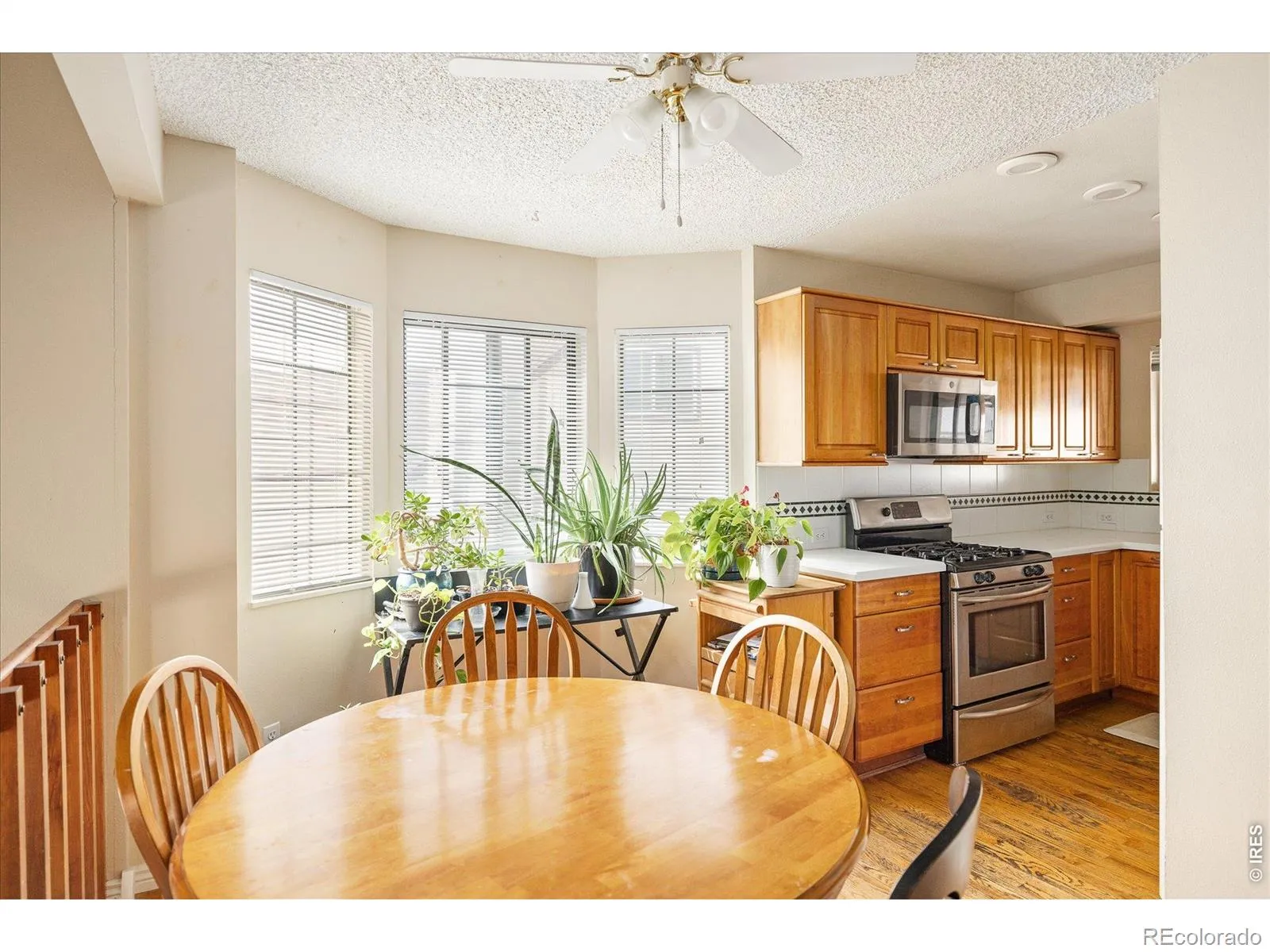 04102026204704 1600 8