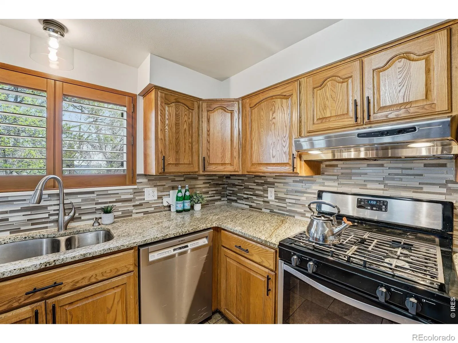 04102026212421 1600 11