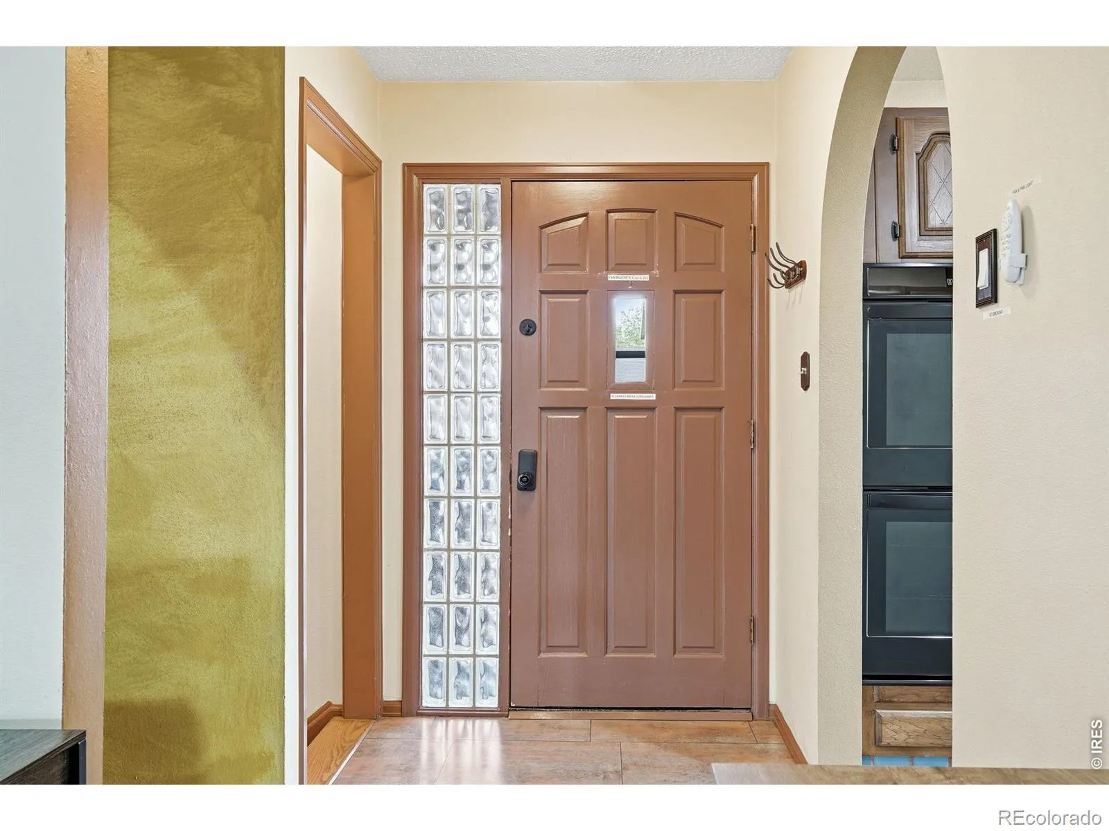 11 James Circle Longmont CO 80501 MLS #RECIR1056207 04252026234906 1600 5