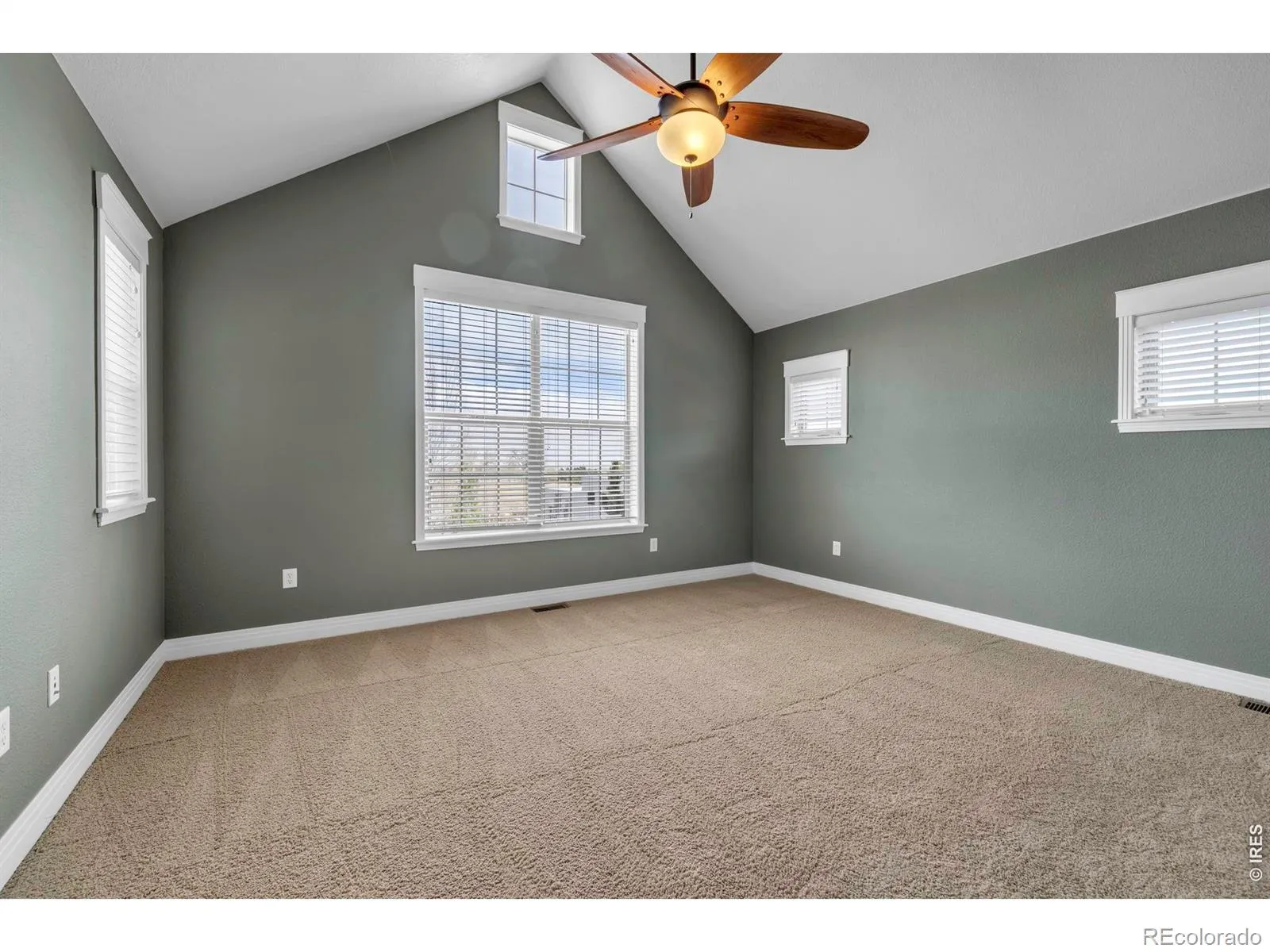 696 Homestead Street Lafayette CO 80026 MLS #RECIR1056222 04102026215413 1600 24